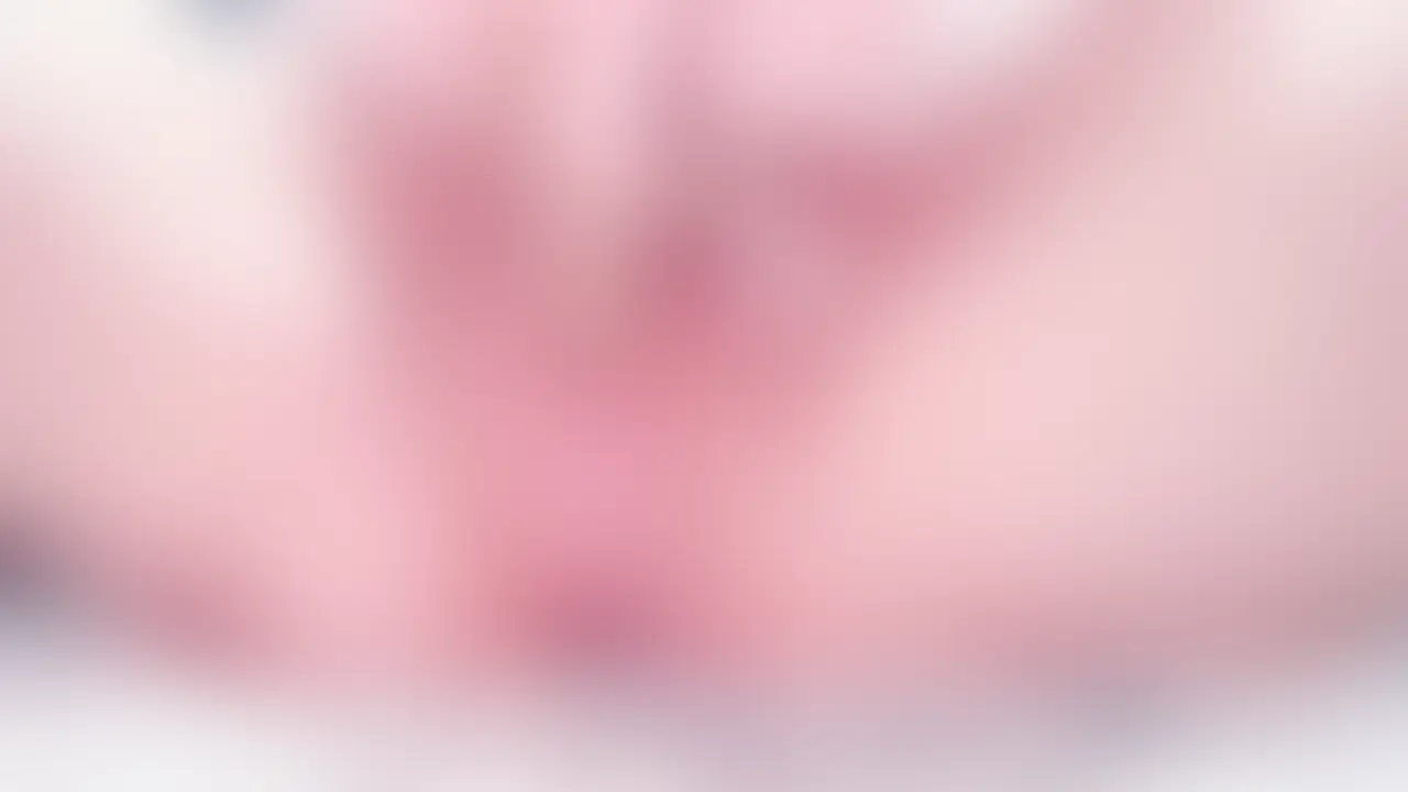 ぶ厚いマンコ肉ドアップ♡
ゴム無しチンポで精子たっぷり注ぎ込んで♡ (2/2)