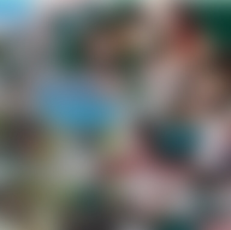 未公開シーン30分つき!【緑色セーラー服中出し完全版55分】○○○系○学生になえっちなこと教えてあげたら 止まらなくなって生挿入中出しまでしちゃいました💦ごめんね♥️
一年前の冬に撮った、緑色セーラー服の○○○系○学生ハメ中出しの
完全版を作らせていただきました!
深緑のセーラー服と金色スカーフ、ハーフツインの髪型が
絶妙な冬のほっこり感と○○○感があります⛄🎄✨
《1年前に編集したもの》
主観フェラ
パンツ越しバイブ当て
上からアングル正常位+主観中出しフィニッシュ
それに加えて
《今回初出しの未公開シーン》
外自撮り+外通学風景尾行撮り+打ち解けてはしゃぐ無邪気な姿 12分
固定アングル ノーパンふぇら 6分
固定アングル クンニ 6分
固定ななめよこアングル正常位 6分
合計30分の未公開シーン追加しました!
一生懸命作りました!
受け取ってください♥️
いつもりかのこと、応援してくださってあたたかく見守ってくださってありがとう✨
今年もよろしくお願いします🍀 (2/2)