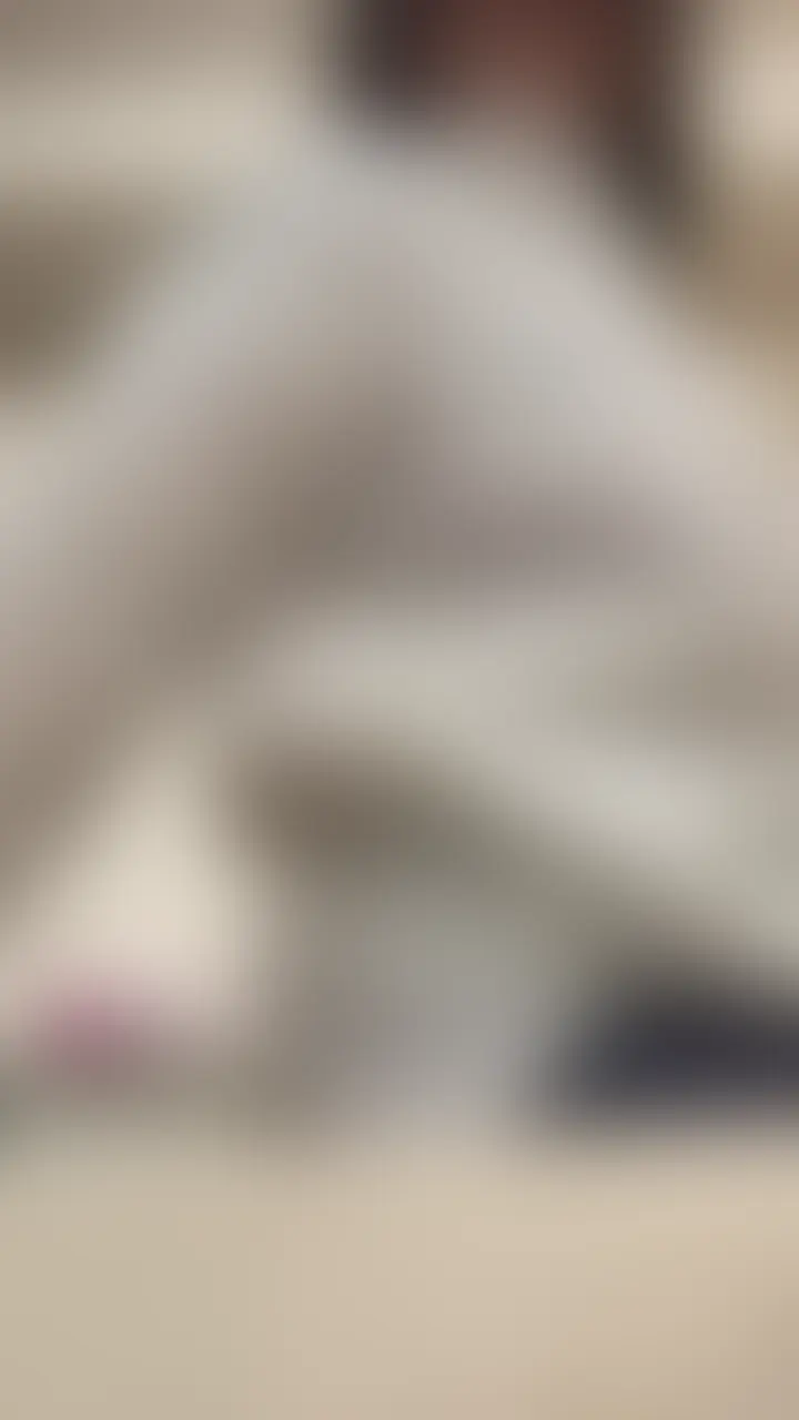 お待たせ致しました むちむちdeens妻 自撮りムービー レギンスからT透けや自慢のデカ尻ムービーです (2/2)