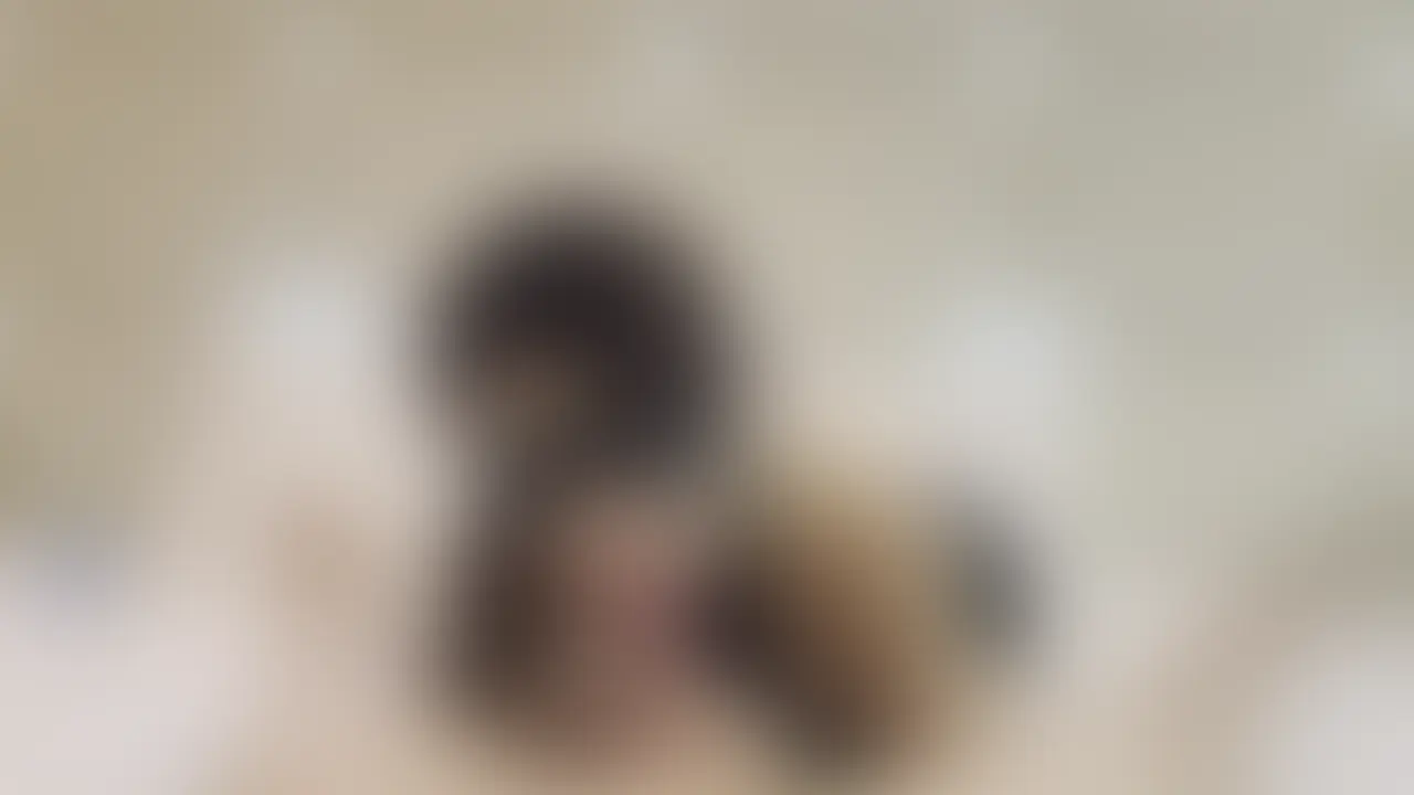 顔を下向いた状態でイラマチオをすると喉奥まで入りにくいのですね...
結局は無理やり頭押さえてちんぽ見えなくなるまで奥まで入れますけど...
👇本編フルバージョンはこちら
https://myfans.jp/posts/94033c81-2ace-44eb-960e-3ff081383f79
【⚠️イラマチオ】Hカップ元カノの喉奥でイラマチオでぐちゃぐちゃにした30分間の記録
📝本編は顔モザありません
・名前:ゆちゃち
・歳:25歳
・職業:元カノ
・カップ数:Hカップ
・性癖:ドM
#美尻
#巨尻
#巨乳
#美乳
#フェラ
#個撮
#個人撮影
#色白
#ハメ撮り
#裏垢
#変態
#素人
#水着
#痴女
#お姉さん
#P活
#イラマチオ (2/2)