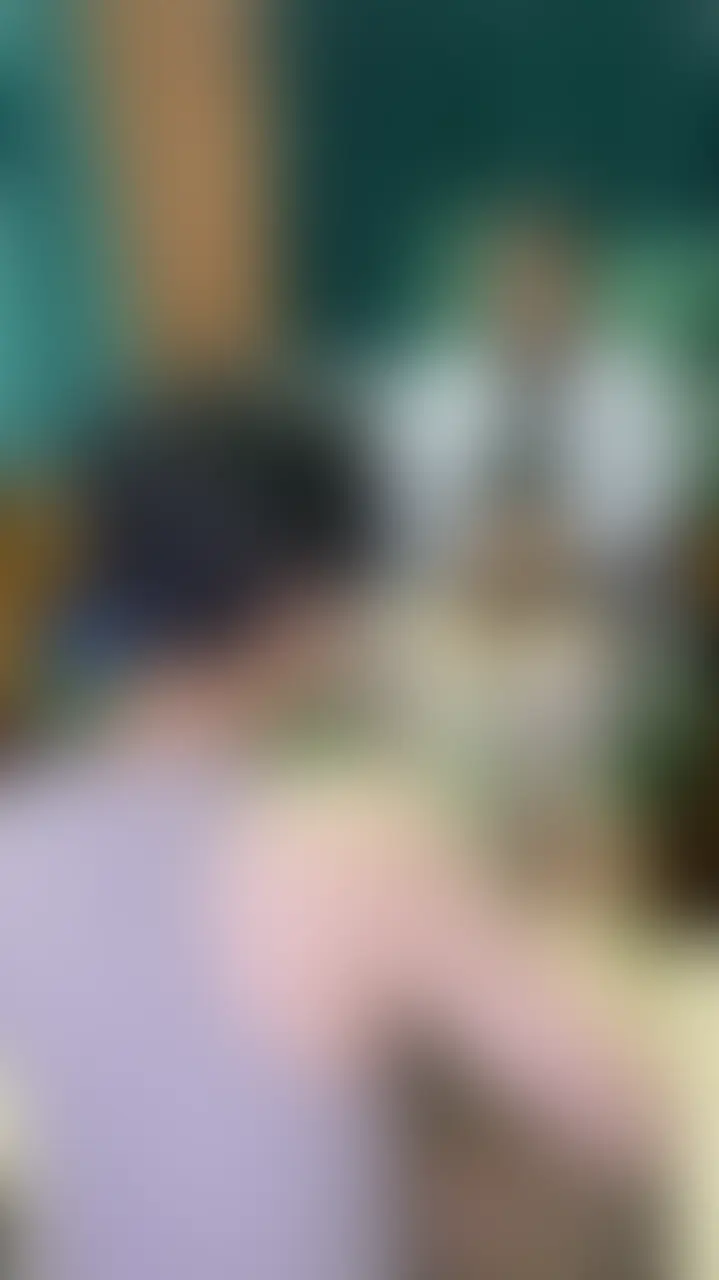 汚いサカストを嗅いで足コキされて足舐めする青年。 sample 1
