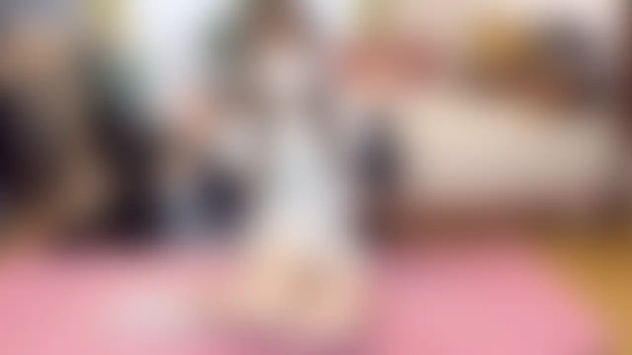 【今だけ特別価格】
ギリモザ注意⚠ オマ◯コ丸出しトレーニング! 無防備で色んな角度から下半身観察PART3［1197作品目］


夏に向けて身体を引き締めようと思い、
筋トレグッズを用意してトレーニングしてみた👍

パンティ×ノーパンの2パターンで撮りました📹💕
大胆なポーズでオマ〇コ・お尻が丸出し＞＜///（※ギリモザ注意⚠）
いろんな角度から下半身観察ができるトレーニングです♡

時間は、17分24秒です。 (2/2)