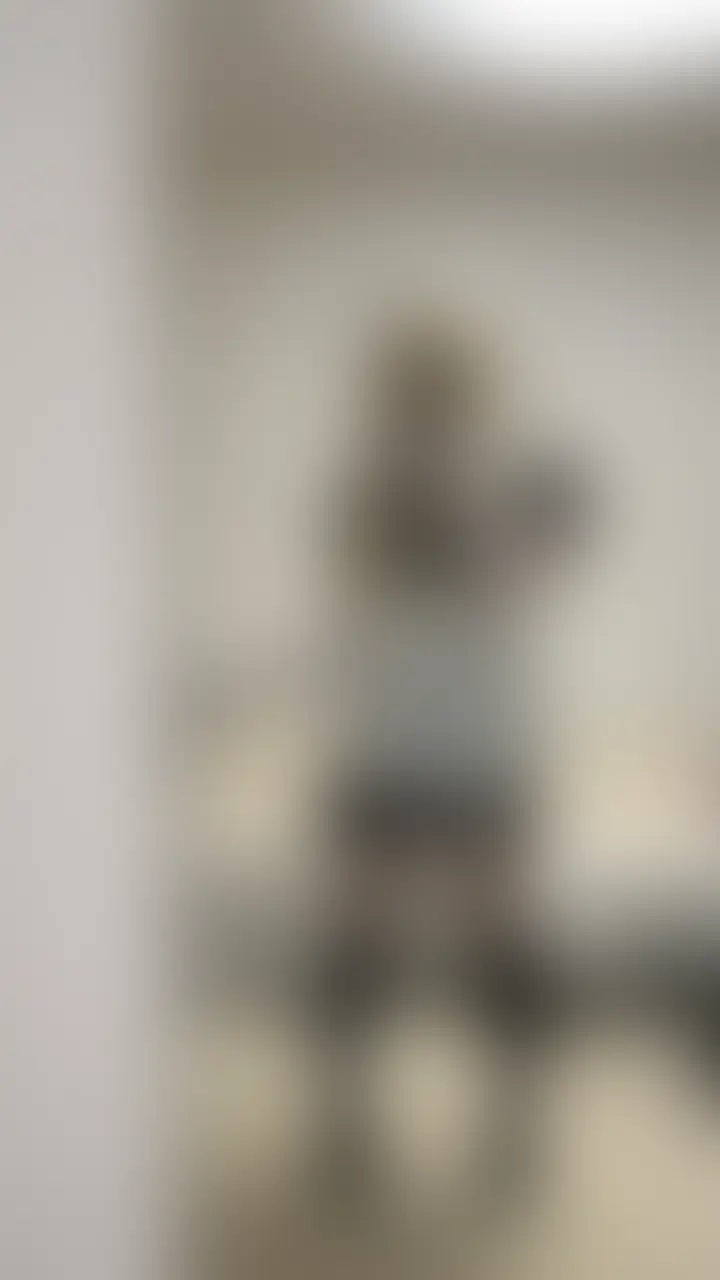 『金髪女装男子のお尻なんかで興奮しないよね？w💛』 sample 1