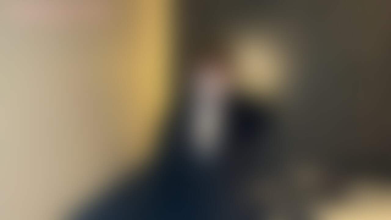 こんばんは、れいです❤️
今回はスーツ姿です🥺
普段スーツは着る事ないので似合ってるかな？？
来年から社会人になるのでスーツ着る事もあるかもしれない🙀これを見てたくさん抜いてくれたら嬉しいです😘是非いいねもお願いします😻 (2/2)
