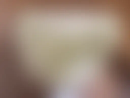 るる👙(🥼看護師目指す女子大生💉)「今日のルルの脱ぎたてパンツ🥰」の投稿サムネイル