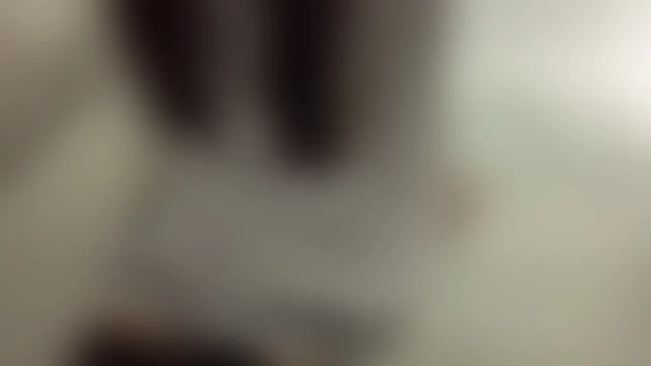 『ロングヘア女装男子がスカートにぶっかけお射精🍼💕』 sample 1