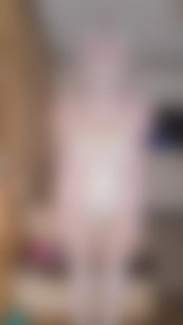 てかてかピンクナースでオナニーします！ sample 1