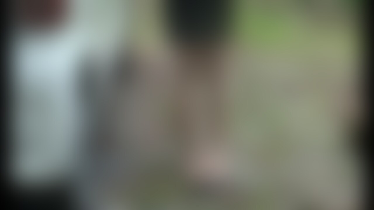 受付嬢加奈子ちゃんのアクセルペダルテスト
今回は新しい女の子、加奈子ちゃんの登場です、車屋の店員の女の子がお客さんの要望により、アクセルペダルを踏んで踏んで空ぶかしして、ペダルの性能を確かめるという
現実ありえない、フェチの為の設定です。
セクシーなエナメルハイヒールで、またセクシーな太ももで、ペダル踏みまくってもらいました。
清楚な本当に店にいそうな女の子の踏み踏みをご堪能ください。 (2/2)
