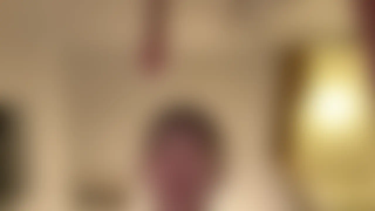 【寝る前に洗面所で手とオモチャで潮吹きオナニーしちゃう///】

【お風呂でおチ●ポ涎垂らしながらフェラして挿入腰振り大量潮吹き疑似えっちしちゃう///】
愛用のディルドおちんちんを涎たっぷり舐め回してから挿入したよ😽手でも貼り付けて騎乗位みたいにしてもお潮が止まらなくなっちゃった🤭チチはホントにイキやすいからおチ●ポ挿入したら無限にイケちゃうんだよね🤭💓雑魚マ⚪︎コすぎて困っちゃう///

尺　15：39 (2/2)