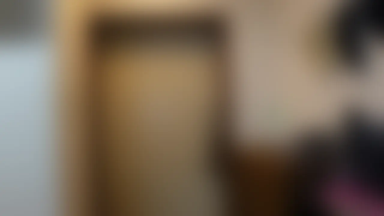 18歳デリヘル嬢→玄関で即尺口内→動画OPハメ撮り本番交●→無制限発射　※自宅デリ
※本編顔出し

【プレイ料金】
50分23000円、指名料2000円
自宅デリバリー3000円　※お住いの地域によって変わります。
・無料オプション。
即尺(出会ってすぐにキスやフェラ行為)※無制限発射

・有料風俗オプション。
動画オプション8000円(スマホ撮影)
コスプレ2000円(スクール水着)
・顔射5000円（顔射NGの女性でした涙）

細かくレビューすると動画でのレビュー体験に意味がなくなってしまうので
ざっくりと、
基盤有りの当たり嬢でした。
こうゆう女性は数か月働いてすぐに辞めてしまうので動画オプション可能な嬢は必ず
OP高いですが動画を撮りましょう、一生のオカズが手に入るので (2/2)