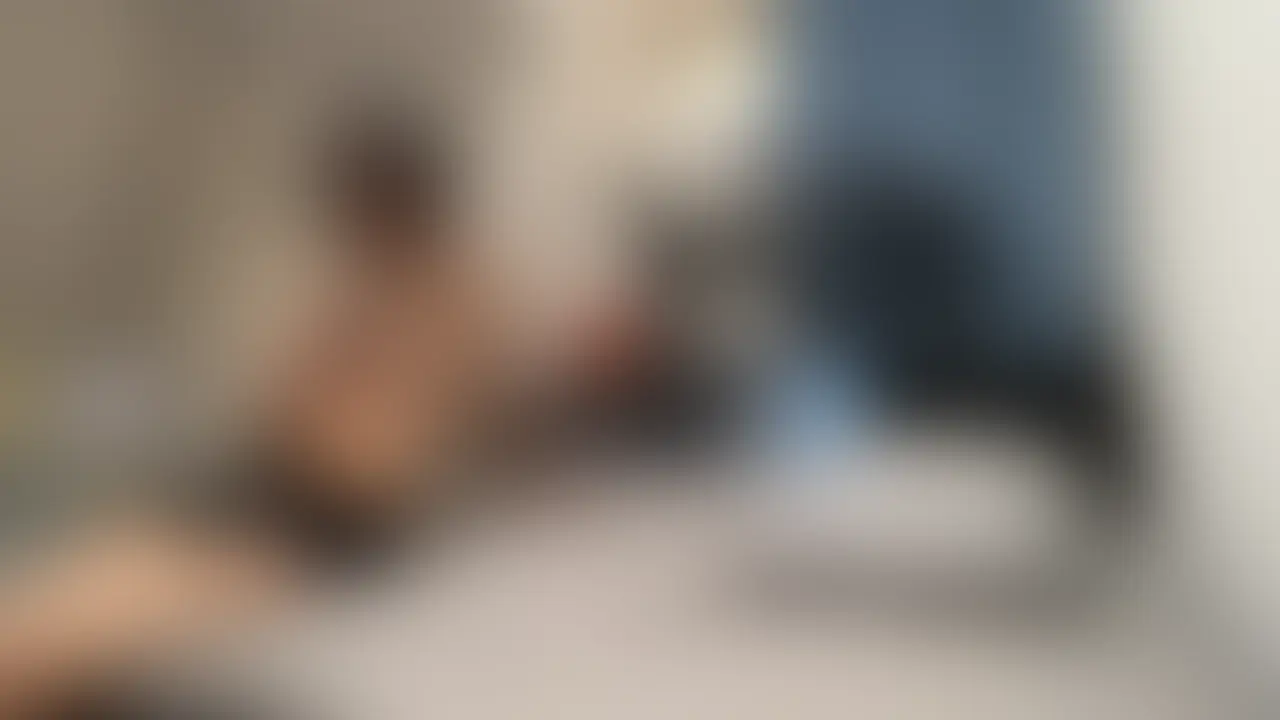 【宮パでナンパしたカースト1軍合法L●Kをお持ち帰り】

L●K　ありさ
正面　裸

【服編のあらすじ】
悪友あつしと宮パに行くとTIKTO〇を踊ってた可愛い2人組を発見
声をかけると2人組のうちの可愛い方のありさが「わーイケメン！」と騒ぐ

これは楽勝だなと
あつしと合法L●K二人とカラオケへ

うまく2対2に分かれて俺はかわいいありさと
あつしはちょいブス巨乳のルカと二人きりになった

ありさは本当に明るい子で部屋に入るなり
「いいなー3部屋もあって！」とか年上の男性にあこがれるらしい

やっぱりかわいいから宮パでいつも声をかけられるらしいんだけど
普段はついていかなくて今日は俺がカッコよかったからついてきたらしい

友達のルカも俺の事気に入ってたらしいけどありさがめちゃくちゃ俺の方に行きたがってたので身を引いた

俺に彼女がいないと知ると彼氏がいるくせに「りょうくんと付き合いたい！」と言ってくるありさ「だってイケメンだとみんなに自慢できるじゃん」とまるで俺をブランド扱いｗ

まじ楽勝だから普通にキス
「嫌じゃない？」と聞くと「嫌じゃない！だってりょうくんかっこいいもん」

「りょうくんキスうまい」と段々とろんとしてくる

そのままキスしながらの手マンで「あああああ　イっちゃううう！」と感じまくり

次はありさにフェラさせる
かわいい顔の合法L●Kが俺のを一生懸命咥えてる
しかもうまいｗ

あそこを舐めると
「あありょう君きもちいよおお　イッちゃう」と可愛い声でイク

「挿れていい？」と聞くと「うん」と快諾
はい楽勝

ゴムをつけていざ挿入

あああ　きつい
さすが合法L●K
あそこがキツキツ

「おっきいい」と喘ぐありさ

「イクイク」と感じまくり壮大にイク

ありさのあそこがキツ過ぎて気持ち良すぎて結構早くイってしまった

やっぱ合法L●Kは最高だな

気持ち良すぎてもう一回やりたいからとりあえずシャワー

【裸編説明】
シャワーから出るありさ
「りょうくん彼氏と別れるからつきあってよ」と甘えて来る

本当につきあって！としつこい
ありさはかわいいけどめんどくさいなｗ

キスから始まり
再度裸Ｈへ
バスタオルを取るとさすがL〇Kスタイル良すぎだろｗ

またL●Kじゃ味わえない前戯をし
どうしてもL●Kの生マンを味わいたくて
外に出すと言う条件で生で挿れる

やばい……
キツキツすぎてちんが持ってかれる…

生ちんで突いてるとあつしから連絡がくる合流したいと
けどありさは「嫌だ！」と俺との時間を優先したいらしい

そのまま生でありさをイかせまくる

またあつしからライン
あつしのラインを打ってるとありさが「もういいじゃん早くしよ」とおねだり

そして外に出すという条件をやぶりL●Kのきつきつまんに思いっきり出したｗ



タグ
素人　個人撮影　巨乳　変態　ハメ撮り　美乳　美女　乳首
お尻　フェラ　手コキ　中出し　騎乗位　生ハメ　顔出し
パンチラ　NTR　ギャル　下着　ミニスカ (2/2)