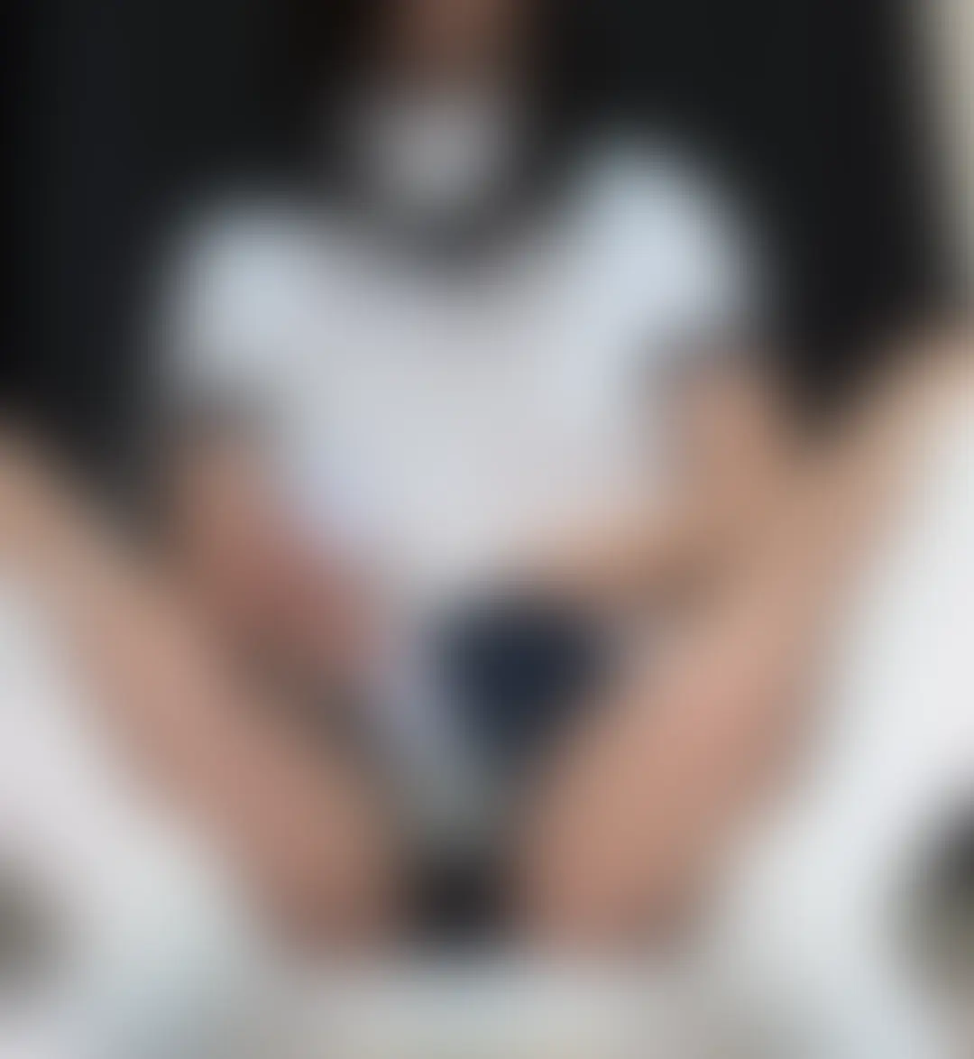 ブルマに着替えた男の娘が電マでオナニーしていたらおしっこを漏らしてしまう！ sample 1