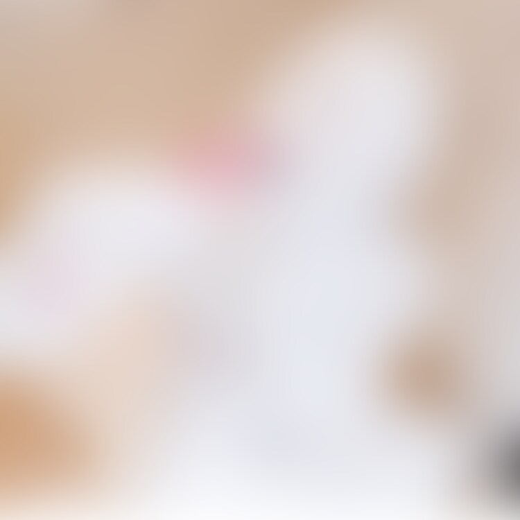 真っ白な女体ペイントは美しくエロいよね。
そんな彼女が白ペイントに没頭してオ〇ニーするなんて、、
ぶっかけ白ペイントでペロペロしちゃうんだから~☺️
そんなエロティカルオ〇ニーにオティポが暴発しちゃうよね😍 (2/2)