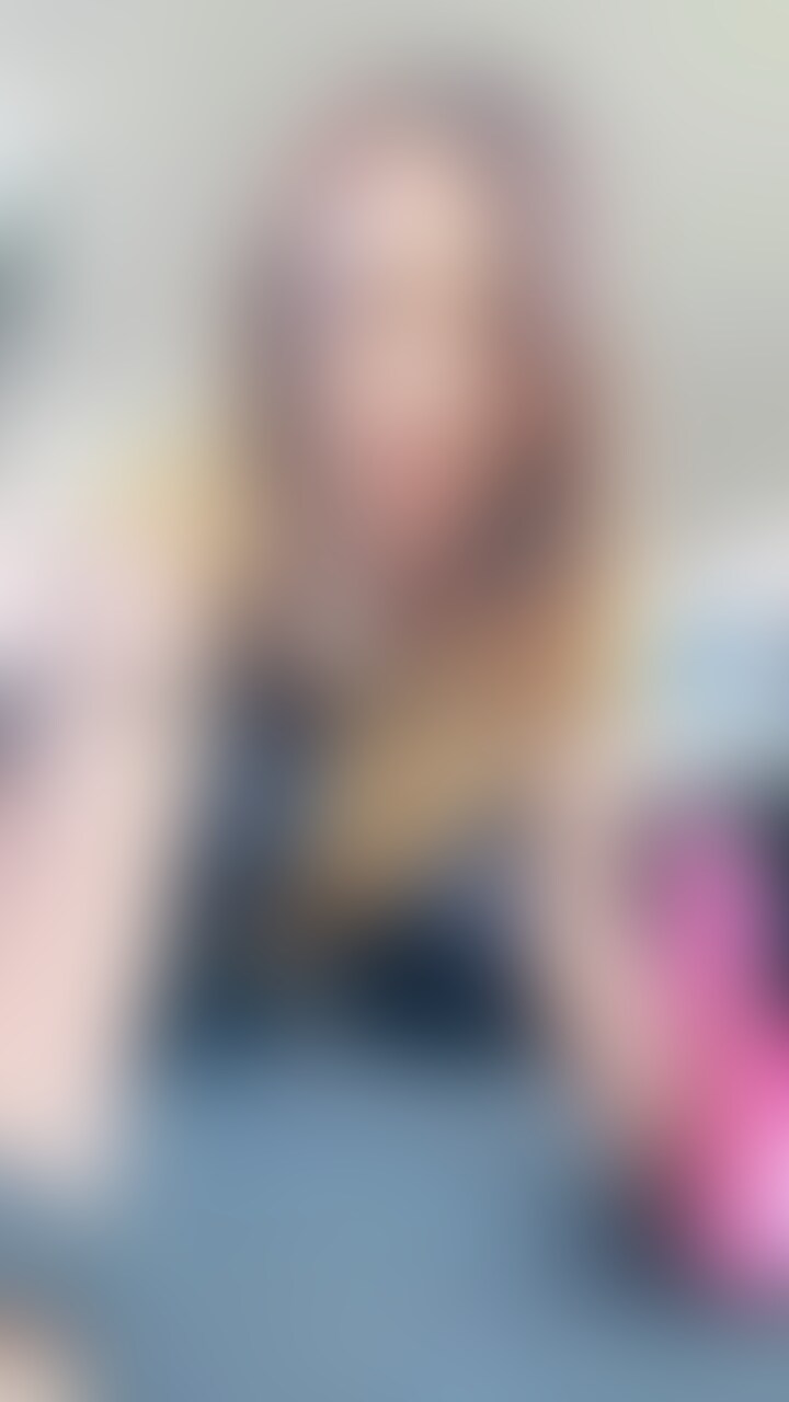上司の車でおなしちゃいました🚗🤫💕✨
サンプル18秒+本気逝きノーカット🎥5分🌹
納品とか荷物運ぶ時は借りるの☺️
いつおなにーしたくなるかわからないからおもちゃはいつも持ち歩いてるよ✌️🌸 (2/2)