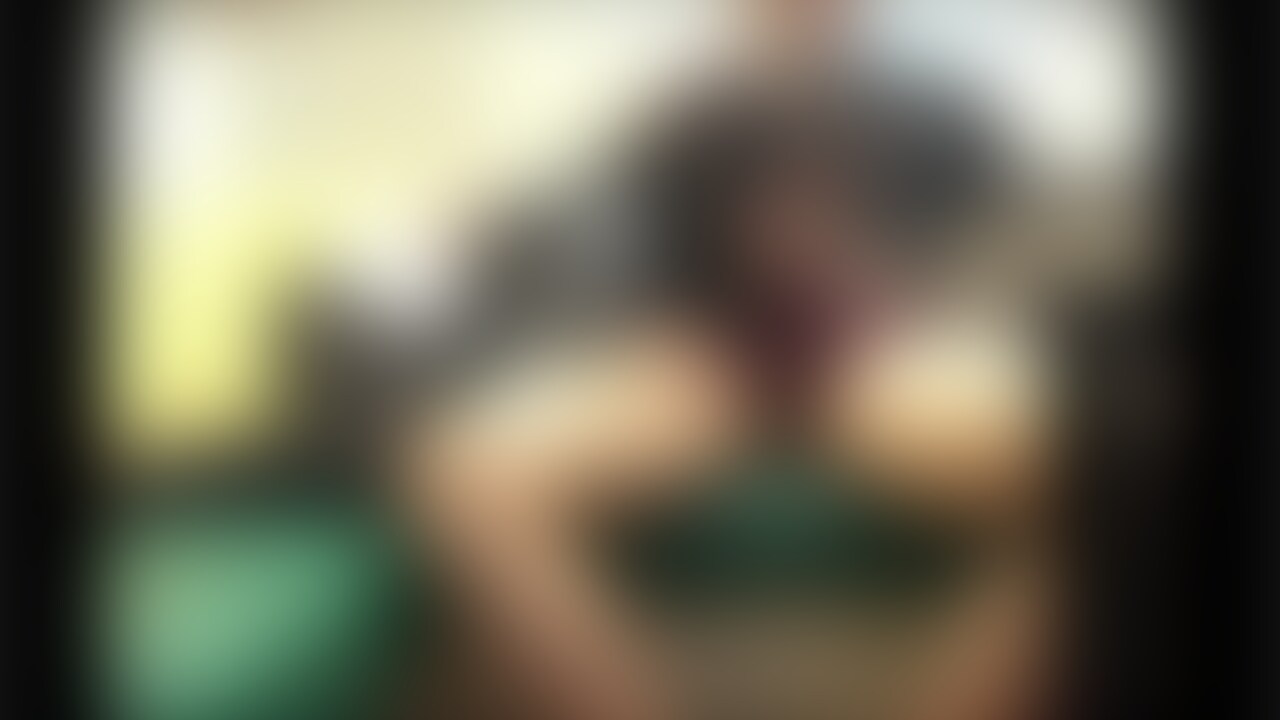 【ファン限定フル動画】🎁
【カラオケ内で…】マネージャーとプライベートで遊んでカラオケの中でお互いいいムードになってその場でえっちしてしまいました。 (2/2)