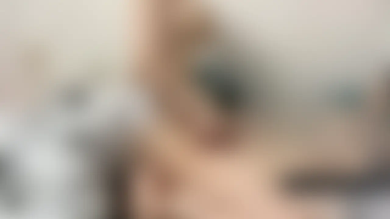 旦那を喜ばせたくて色々ネットで調べてそれを試してみる🙈💋wコツ通りにやってみたらいつもの何倍も気持ちかった❤w興奮収まらず性欲爆発🙌w (2/2)