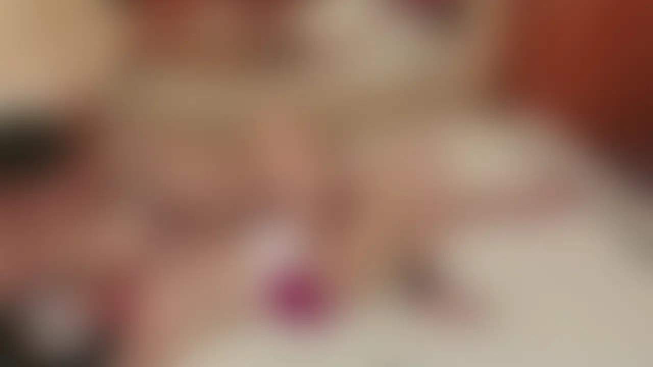 Xmasの想い出③
アイマスクしてますが口元見えてめっちゃエロいです♡♡
まずは口の中も性感帯なので、舌や頬、喉奥を丁寧に犯す!彼女の苦しそうに感じてる表情が好きすぎていじめたくなる!!
この日はどの体位でも吹いて、クリスマスに潮が舞い散ってました、笑
クリスマスフルコースセックスのデザート♡♡ (2/2)
