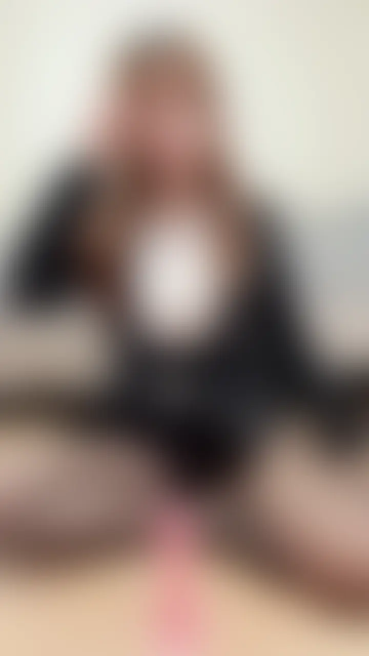 【痴女】先輩を甘サドしていっぱいえちえち中出し
先輩の秘密を知ってしまったわたしは
先輩をいっぱい甘サドしちゃいました。
黒パンストでいっぱいおちんちんをいじいじお尻でもいじいじ
そしてパンスト破いて騎乗位とお尻でいっぱいえちしました (2/2)