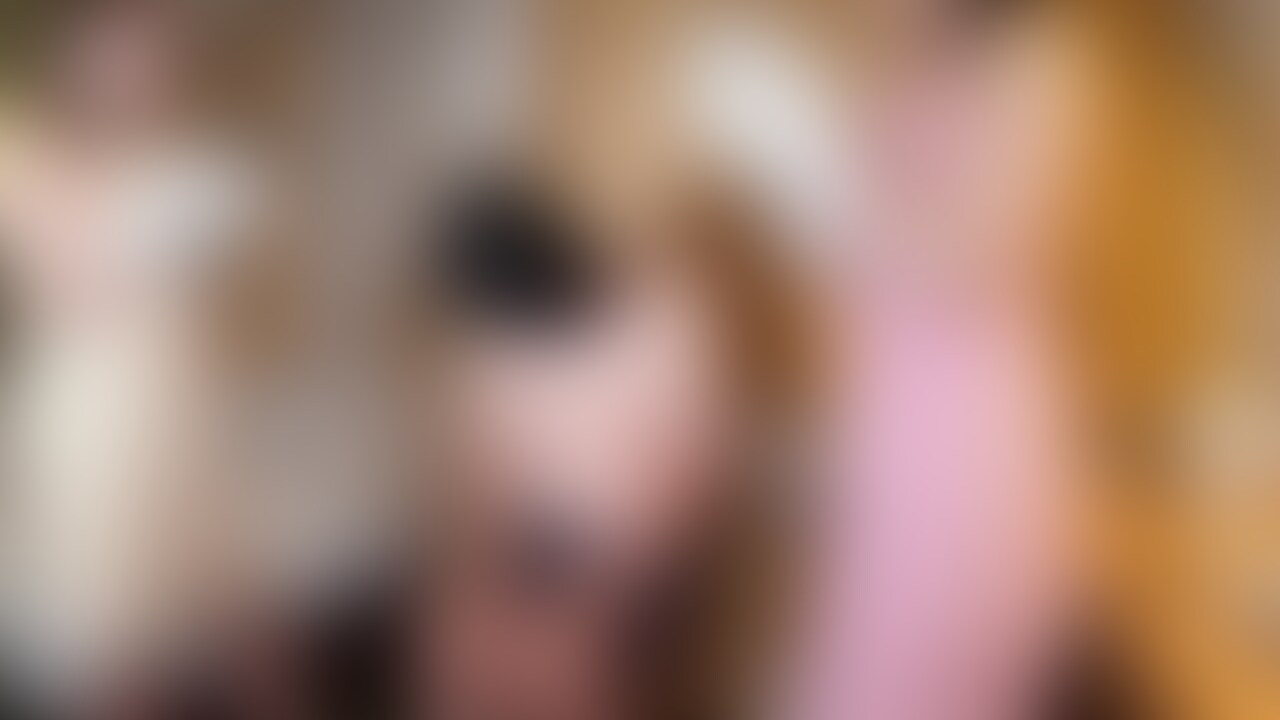 ドS痴女コンビみすず&ささM男腋くすぐり乳首噛みちぎりいびり自撮り
ドS痴女コンビのみすずちゃん&ささちゃんが、
イボイボ手袋を使ってのM男くすぐり&
キョーレツ乳首噛みちぎり自撮りです。
イボイボ手袋を使って全身をくすぐり倒します。
イボイボがM男の皮膚を刺激します。
指一本でくすぐるのと比べ、イボイボの1本1本が指の働きをするので
威力は数百倍にも及びます。
まさにくすぐりのために生まれたようなイボイボ手袋ですね。
終盤にはキョーレツな乳首噛みちぎりプレイのスタートです。
最初はささちゃんが優しく舐めてくれていたのですが、
M男が気持ちよがっているのを見て方針が変更になります。
乳首を噛み、引っ張りちぎるようなハイクラスの乳首噛みプレイがスタートするのです。
それまでくすぐりで笑っていたM男からも笑い声が消え、
断末魔が鳴り響きますよ。ただ、乳首もちんこも勃起してしまうのが
なんとも不思議ですよね……。
イボイボ手袋で全身くすぐり責めされたい、
キョーレツな乳首噛みちぎりで絶叫したい、
そんなF/Mくすぐりフェチ噛みフェチのM男の貴方だけにオススメです。
1920*1080
09:10
705MB
.mp4 (2/2)