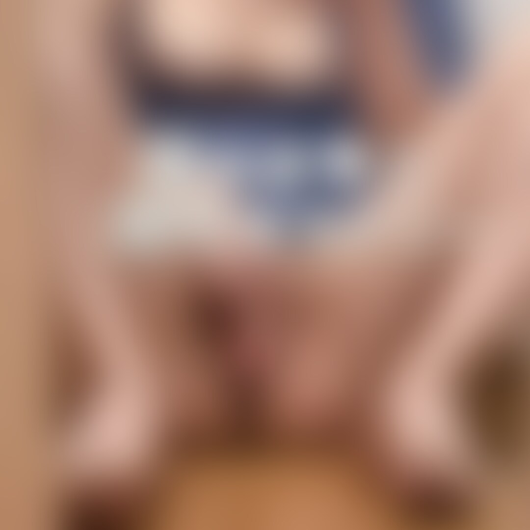【実況オナニー】気持ち良すぎて連続潮吹きしちゃいました💦💦
自撮りしてる様子を見たい方はこちら⬇️
https://myfans.jp/posts/de2a2066-ad63-49f3-8423-b71f2911f2e9?utm_medium=referral&utm_source=share&utm_campaign=post_share (2/2)