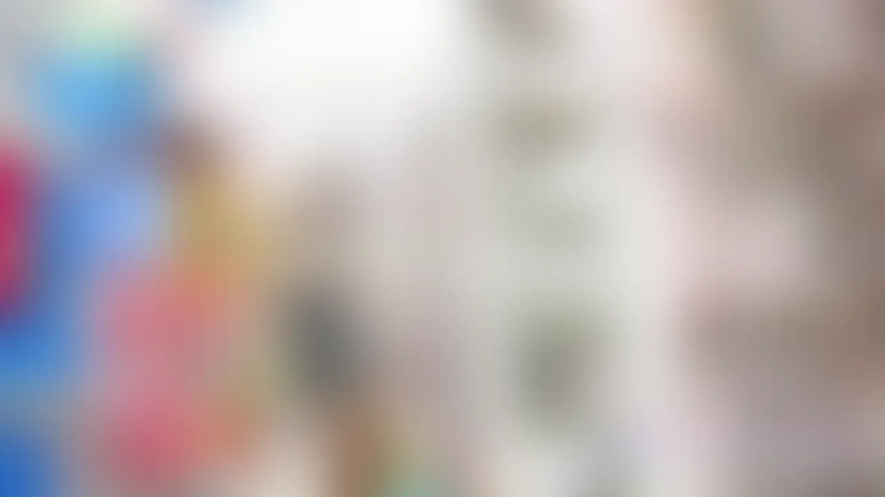 [ゲリラ露出inアダルトショップ＋NTR】予告露出でドキドキおさわり💖店内露出中に単独さんが手マン尻なで乳もみ💖我慢できなくて単独さんとNTR💖

【今回の内容】
⭐️アダルトショップで露出💗
⭐️フォロワーさん集合でお触り💗
⭐️デカ尻巨乳もみもみ💗
⭐️手マンでビチョビチョ💗
⭐️フォロワーさんとシコシコ💗

【感想】
アダルトショップで露活を楽しんできました🥰
今回は単独さん達を募集して集まってもらい、予告露出をしちゃいました💓
chiiちゃんはミニスカワンピース、スケスケレースから乳首が丸見え❕
編みタイツの下はノーパンです、アナルプラグがちらちら見えて可愛いです🎶

店内には他のお客さんもいて、たくさんの視線を浴び興奮しちゃいます😤💕
お店の中でみんなにおさわりされてドキドキお買い物💞
単独さんがお尻を揉み揉み、乳首をクリクリ、さらには手マンでグチュグチュ❕
chiiちゃんもいつもと違うアダショ露出に大興奮しちゃっています☺️

レジで並んでいたら一般のお客さんに声をかけてもらっているchiiちゃん、店員さんにも親切にレジ対応していただきました。

いつも露出の後はオナニーや私とセックスをして終わるのですが、今回は単独さん一人を選ばせていただいて、車の中で遊んでもらいました💖

露出で興奮してぐちょぐちょになっていたオマンコを手マンで攻められると、のけぞりながら「だめだめイクイグっ💗」とイカされてしまいました🥺💕
単独さんのおちんぽを手でしごきイッてもらうと、濃厚ザーメンをたくさん出してもらい喜んでいました💖
今回の告知露出は、いつもと違う露出で楽しかったです😆

動画を買ってくださる方興奮したらコメントください♡励みになります♫

私たちの動画は個人的趣味の動画となっております。
素人の個人撮影の動画なので性癖がモロに出てしまいどうしてもワンパターン化してしまいますが癖なのでお許しください。chiiちゃんを気に入って頂けたらシチュエーションのリクエストなど頂けても嬉しいです。
新たなシチュエーションの野外露出を行った日のchiiちゃんの興奮度は、いつもたまりません♡
お褒めのコメントなど頂けると、chiiちゃんのヤル気(半分以上は私のヤル気)が出て励みになりますので優しいコメントお待ちしてます。

私達の動画は、事前にある程度全体的な流れを決めてはいるものの、あとは現場で流れまかせ...という、100%リアルな野外露出です。

[仕様]
・編集スキルもないので、ほぼノーカット
・私達は顔の公開は出来してません。
・購入時の動画でも顔にはボカシを入れた状態となります。
・局部にもモザイクを入れた動画となります。
・素人の変態カップルの動画です。ご満足頂けない場合もあるかと思います。

【注意事項】
・無断転載禁止
・こちらの動画を許可なく無断転載、コピー、再配布することはご遠慮ください。
・無断転載は法律違反です。
・違反すると法律で罰せられることがあります。 (2/2)