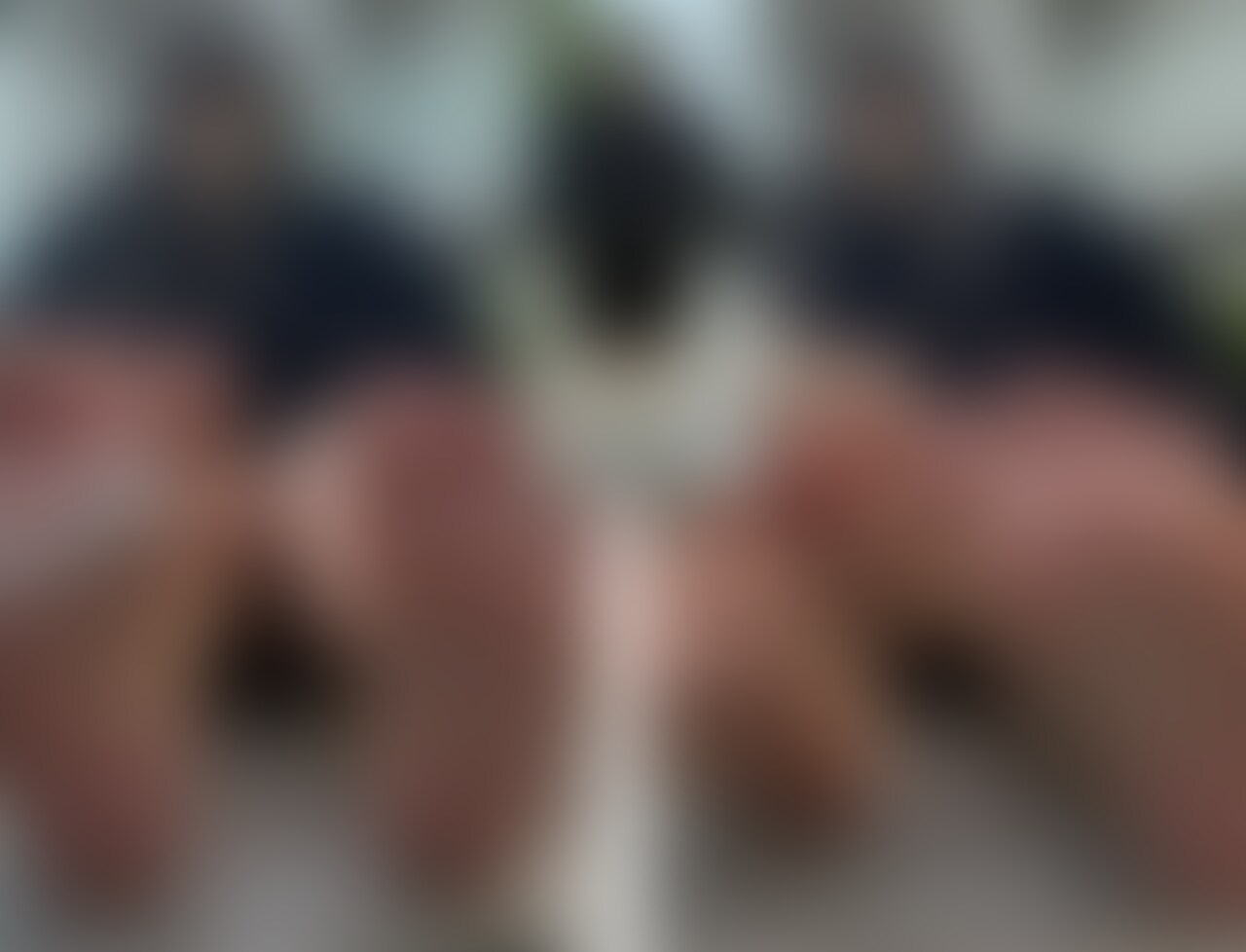 野呂佳代似美女23cm激弱足裏くすぐり！5分46秒

靴脱ぎ３１秒撮影してます！
くすぐりはずっとかなり弱く、足裏のどこをくすぐっても常に笑っていました！(笑いすぎて寒いのに汗をかいてしまったそうです)
ツイッターでキャンペーン等行っております！ ID:FDksgr3 (2/2)