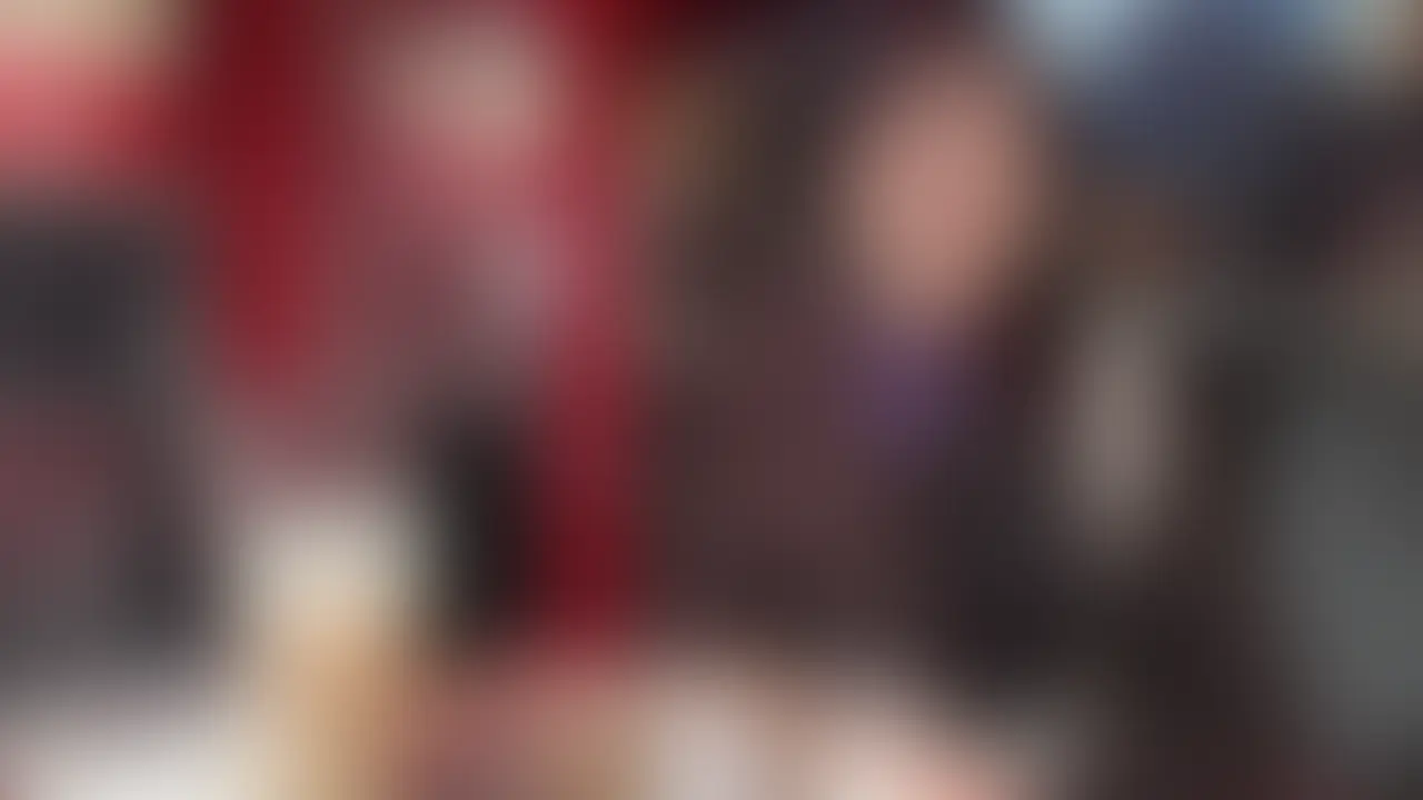 【完全顔出し】元乃◯坂🟪白石麻衣似の潮吹き&スレンダーボディの神乳が揺れるイキ狂い…アイドル級美女の絶頂する表情が見れるのはココだけ。
※ガチで拡散禁止です。
---------------------------------
本編紹介
口が固い人だけ見てください。
「え、あの白石◯衣さん…?」
ドアを開けた瞬間、その圧倒的なオーラと美しい笑顔に100回以上密会をしてきた僕ですら一瞬フリーズしてました笑
元々顔出し無しで撮影する予定だったのですが、あまりの美しさに見惚れ、ダメ元で交渉してみた結果…なんと!本編のみ完全顔出しを許可してくれました😭
モデル級スレンダーボディに服の上からでもわかるほどの大きい胸。そして目線を上げるとあのアイドルを彷彿とさせる笑顔。最初は少し緊張した面持ちで、おしとやかなふるまいの彼女。服を脱ぐことすら恥ずかしがっていたのにキスをした瞬間にスイッチオン。
時間が経つにつれ緊張もだんだんほぐれていき、2人でベットへ。挿入する瞬間から「だめっ…イグっ」と美しいアイドル顔からは想像もつかない喘ぎ声。シーツを強く握りイキ狂う姿、たまらなくエロかったです。
あの誰もが一度は夢に見る白石◯衣級の美女を好き放題にできるこの背徳感。この顔を拝めるのは、世界中で僕と、この動画を手に入れたあなただけです🤫
---------------------------------
⚠️相手の都合により、本作品を予告なく削除する可能性があります⚠️
※単品購入の場合は、削除後も購入履歴から視聴することができるためそちらもご検討ください。 (2/2)