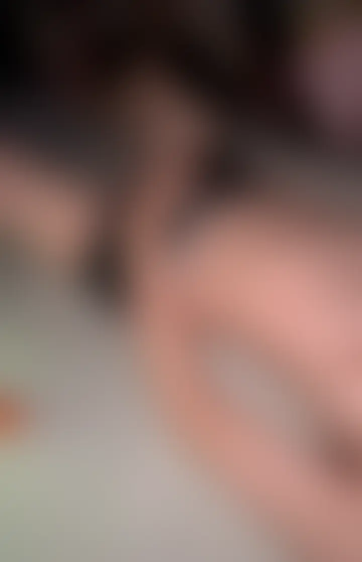 さきっぽぐりぐりして足浮かしおなにー sample 1