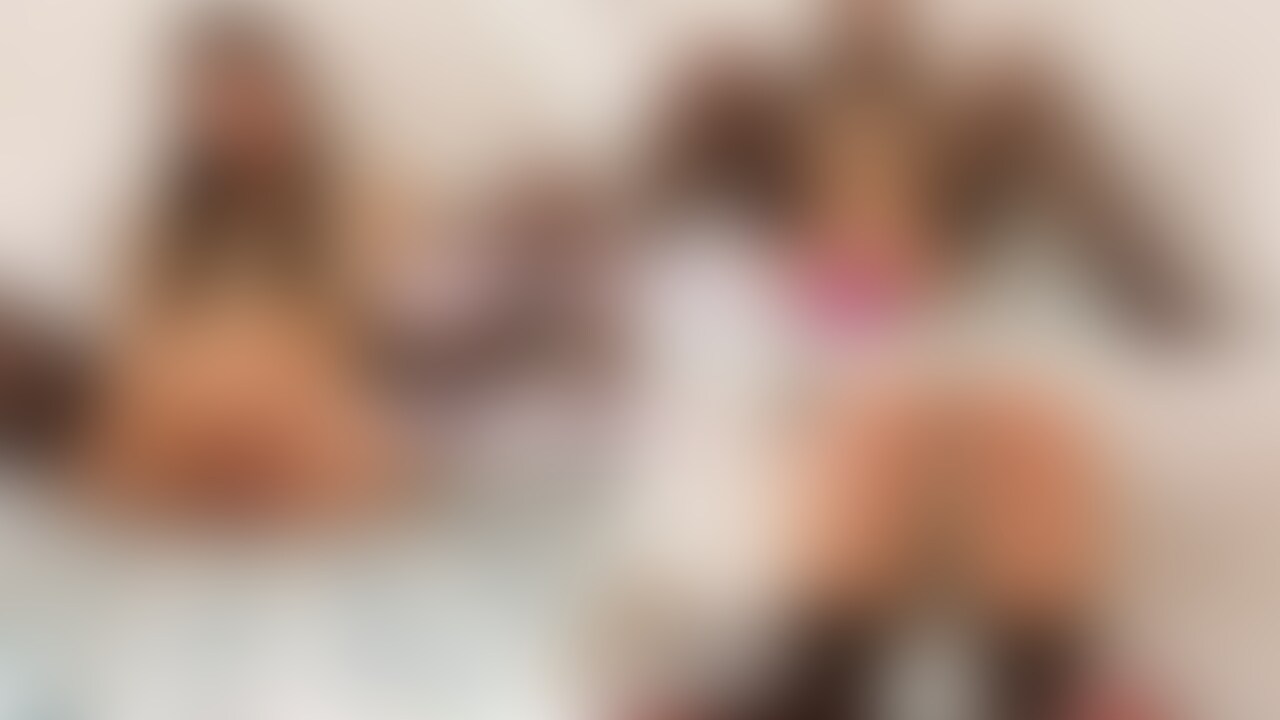 今日もオナで寂しさをまぎらわしてます。。。🐰
黒タイツはお好き?💓 (2/2)
