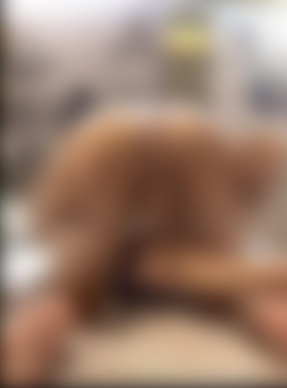 手錠でちんちんと手首繋がれて公開手コキ sample 1