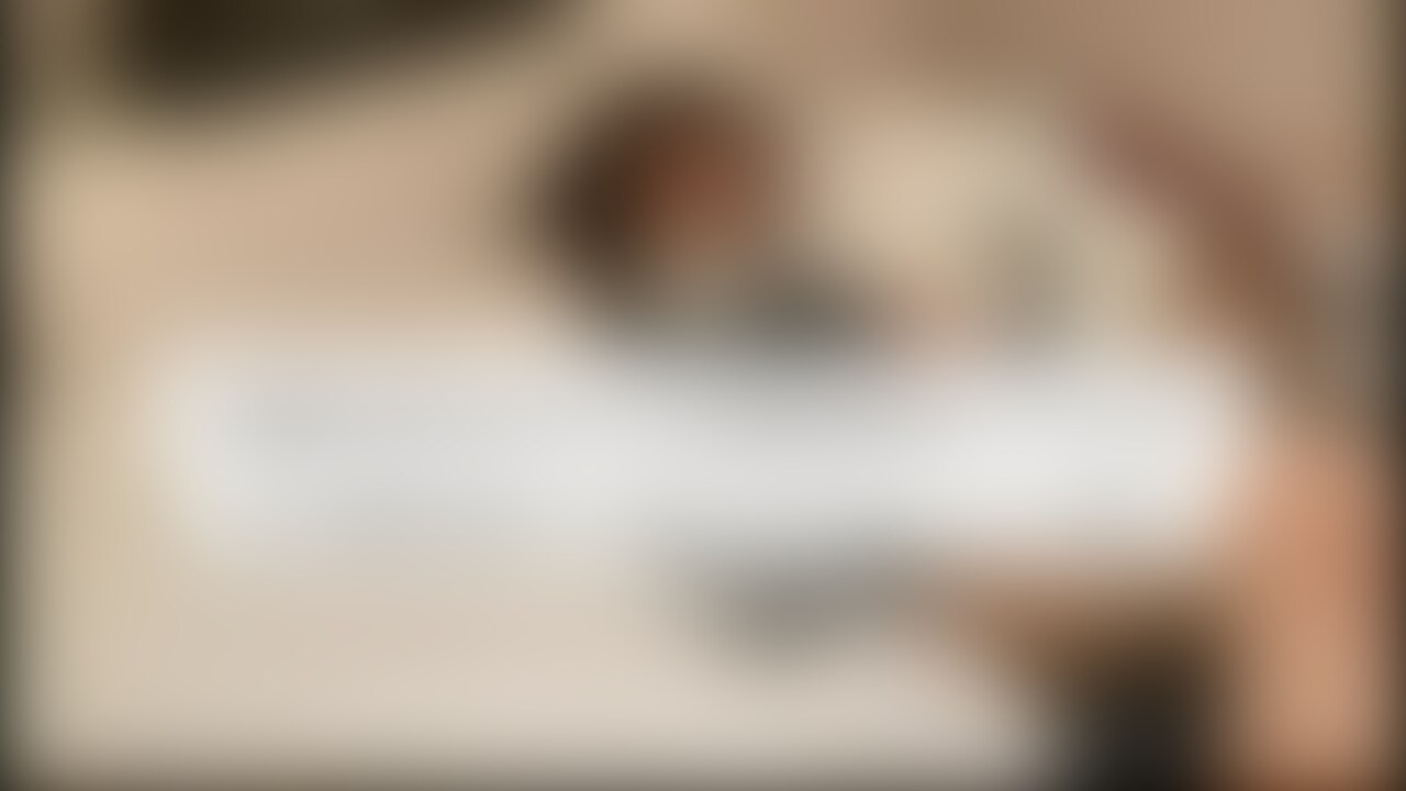 21歳JDまなちゃんの処女卒セックス⑤
個人情報を握られる、というシチュに興奮するマゾって居るんですよねぇ。知らない人に住所や本名なんかを押さえられて逆らえないネタを握られる、なんて普通は恐怖の対象でしかない筈なのに、セックス中に個人情報を握られてマゾ奴○堕ちされる状況で、この子は興奮して膣を締め上げて発情しちゃいました。どうしようもない処女まんこですね🙃
救いようのないマゾ願望を拗らせているので、この子はしっかり○○○してオスに○○○されるのが大好きな変態マゾ奴○として育てたいと思います😌
このシリーズのフルサイズ動画はこちら↓
https://myfans.jp/posts/926160fc-eda9-4848-91c6-04e7cbf2db80
こちらの動画をより鮮明に見たい方はこちら↓
https://myfans.jp/posts/15fa9975-eb21-436d-87aa-76280379294e
気に入った動画にはイイネやシェアで反応して下さると嬉しいです。メッセージや質問箱等への感想・フォームへのリクエストもお待ちしています (2/2)