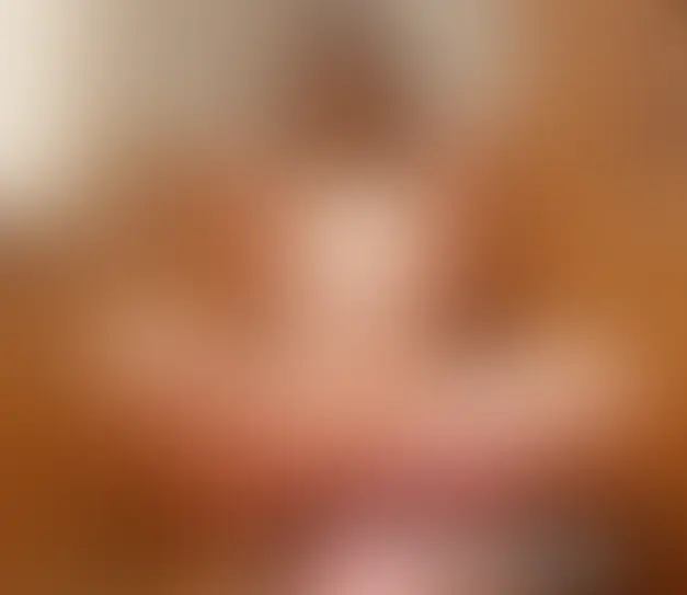 今回はより多くの方にエロを楽しんで頂きたく、
毛色の違う物を3部構成にしております。
第1部:エロ水着+極小前張り
第2部:下品ポーズオナ
第3部:ケツアナほぐし
さて第1部からですが、
こちらはエロ水着と極小前張りなのですけど、
極限を攻め過ぎて結局モザ入れをしなくてはならないという措置に・・・
これは全くもって本末転倒ですが、
ギリギリを責めた分だけ大陰唇際の肌感は解って頂けるのではないかと。
パイパンはこんな感じの肌理ですよー (2/2)
