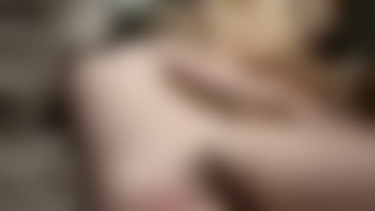 お気楽夫婦のけんです、チャレンジしてみました、眠ってる所なのでかなりご機嫌ななめです💦（笑）
この動画は過去に撮影したもので今までずっと公開していませんでしたが公開します！！

いつもたくさんの方からリクエストを頂いていてとても感謝しています💗

もっとたくさんの方からこんなのが見たいっていうのをできる限り今後も投稿させて頂きます( *´艸｀)

気軽にコメント、メッセージでリクエストを伝えてくださいね♪

最後に!!良かったら[いいね♡]押して頂けると泣いて喜びます💖✨ (2/2)