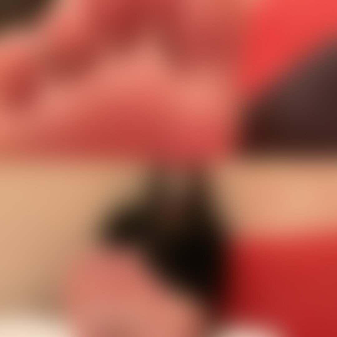 りり/25歳/キャバ嬢🍷
ゴミが沢山ついた足指ぐーぱー
足のサイズ:23cm (2/2)