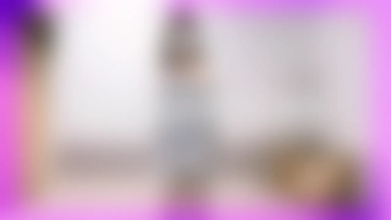 YouTubeでは見せられない動画シリーズ、
裏YouTubeへようこそ〜☺️💓
お疲れ様です🤗
ななです🤗✨
今日はえっちな48手…じゃなくて、まずはヨガの48手にチャレンジしてみようと思います🧘♀️笑
でも、それだけじゃきっと満足できないよね…?なな、知ってますよ…🤭💓
だから後半は、えっちなヨガの48手もしっかりやっちゃおうかなって思ってます。
どんどんポーズも表情もえっちになっていくから、最後までドキドキしながら見てね🥺💕 (2/2)