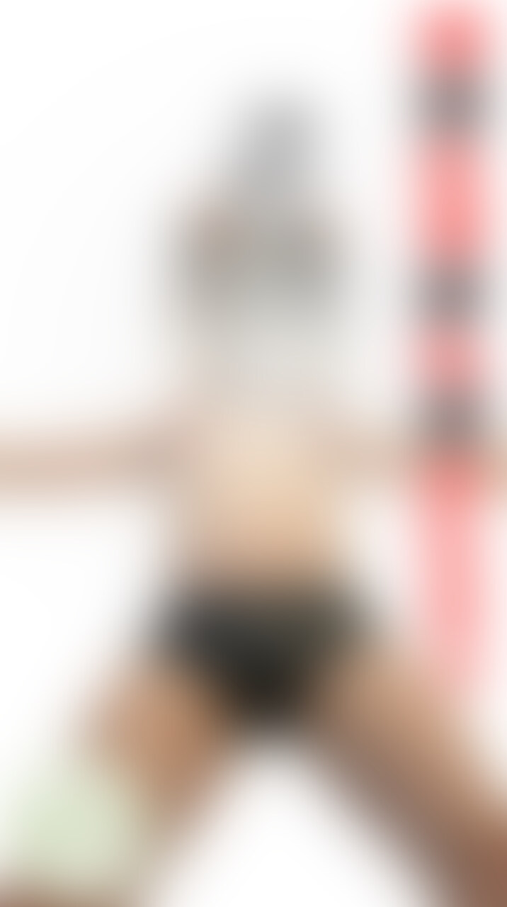性的サービスのない、一般的なマッサージ店に入ったつもりが…？

男の乳首で遊ぶのが大好きなマッサージ師の、
「個人的な」乳首遊びで延々と責められます。

甘サド、敬語責め、だけど執拗に。
色んな角度から、色んな方法で乳首を責めたてます。

・出演者は○○○以上である事を確認し、本人承諾の上で撮影しております。
・第三者への提供・譲渡・販売は禁止させて頂きます。 (2/2)