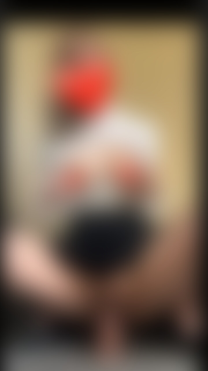露◯ディルドオナしたディルドを
ペロペロ👅❤️人が来ちゃって
オドオドしてる動画だよ😂
GWは撮影できないのでこちらの動画で
沢山出してね🍌🍼❤️🔥 (2/2)