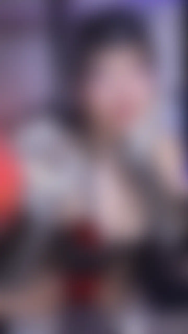 『2025年8月愛してるプラン動画💗』12分
他サイトの上位プランにて投稿した動画です!
チップ替わりに買ってくれたら嬉しいな(´ω`*)
『新刊のビキニアーマー衣装でアヘ顔自撮りオフショット✨✨』6分
『ケバメイクでピストンバイブおためしオナニー✨✨奥に当てたら耐え切れなくてイッちゃった。。。💖💖』6分
の2本です!
コンテンツの転載、転売などの全ての二次利用を禁じます。
Reproduction is prohibited. Do not repost. (2/2)