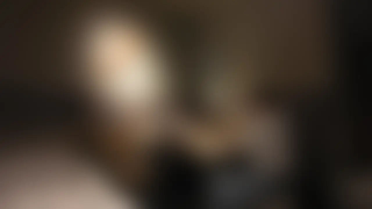 【大学一つ上彼氏で満足出来ない去年まで来ていた制服持参大学生みな(20)】

本編はこちら
https://myfans.jp/posts/c1b1ee14-ff54-45f9-89a7-8772e239d8d5

こちら一回目に会った時のインタビューシーンとマッサージ動画です

2度目の再会を果たした大学1年のJDみな（20）

1度目はこちらから中越の某都市で密会 マッサージの撮影は許してもらいました

2度目ははるばる長野に来てくれてくれました どうしてもえっちしたかったようです笑

ラブホに着いて撮影無しの1回戦
そこからご飯屋に行って戻ってきて持って来た制服に着替えてよって頼んだら、
「現役じゃないからハズい…///」
なんて言いながら自分のお願いを素直に従うJDちゃん

「3度目会うとき焼肉奢るから撮らせてよ」って言ったら渋々OKしてくれました

経験人数も元カレと今カレと自分のまだ3人で回数自体も6回に行かないうぶだけど興味津々
作り物にないリアルな大学生のプライベートガチ寝取りを是非ご覧ください (2/2)
