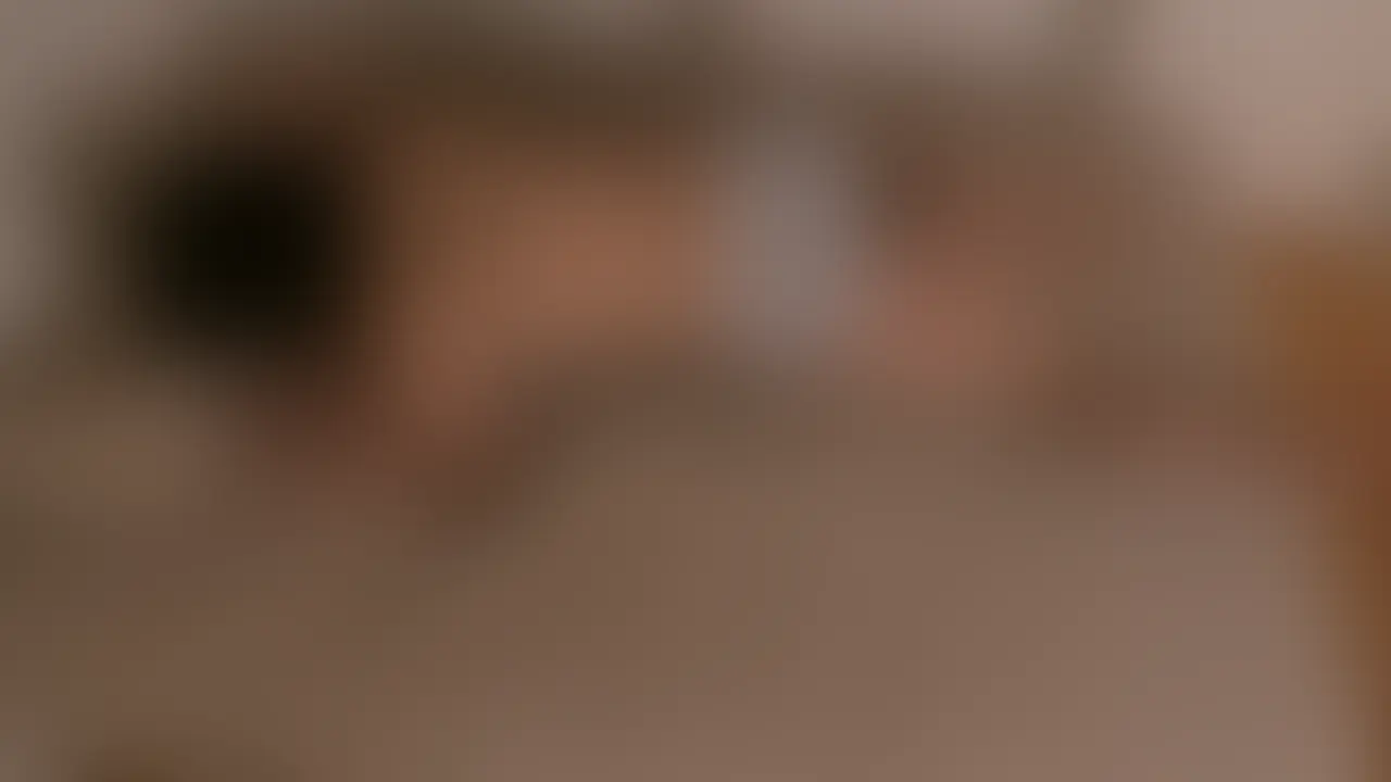 【俺の家第5弾！グラマラス爆乳と男子高●生並みの性欲を持つハイブリット人妻！成熟したエロボディ震わせて絶頂祭り！】(0:30:38)

■お名前
Yさん

■年齢
34歳

■結婚歴
5年

■家族構成
夫・本人(OL)

■夫への不満(旦那の稼ぎが悪い)
・家計を考えるだけでストレス溜まる。
・不倫で憂さ晴らししないとやってられない。
・早漏なのもどうにかしてほしい。

■俺様のレポート
大好評の俺の家第5弾！
見た目も仕草も魅惑的な人妻を自宅に招いてハメ撮りSEX!
お乳柔らかくてチ●コ溶けるかと思ったwww
やっぱ自宅だとアレコレできるからいいですな(爆) (2/2)