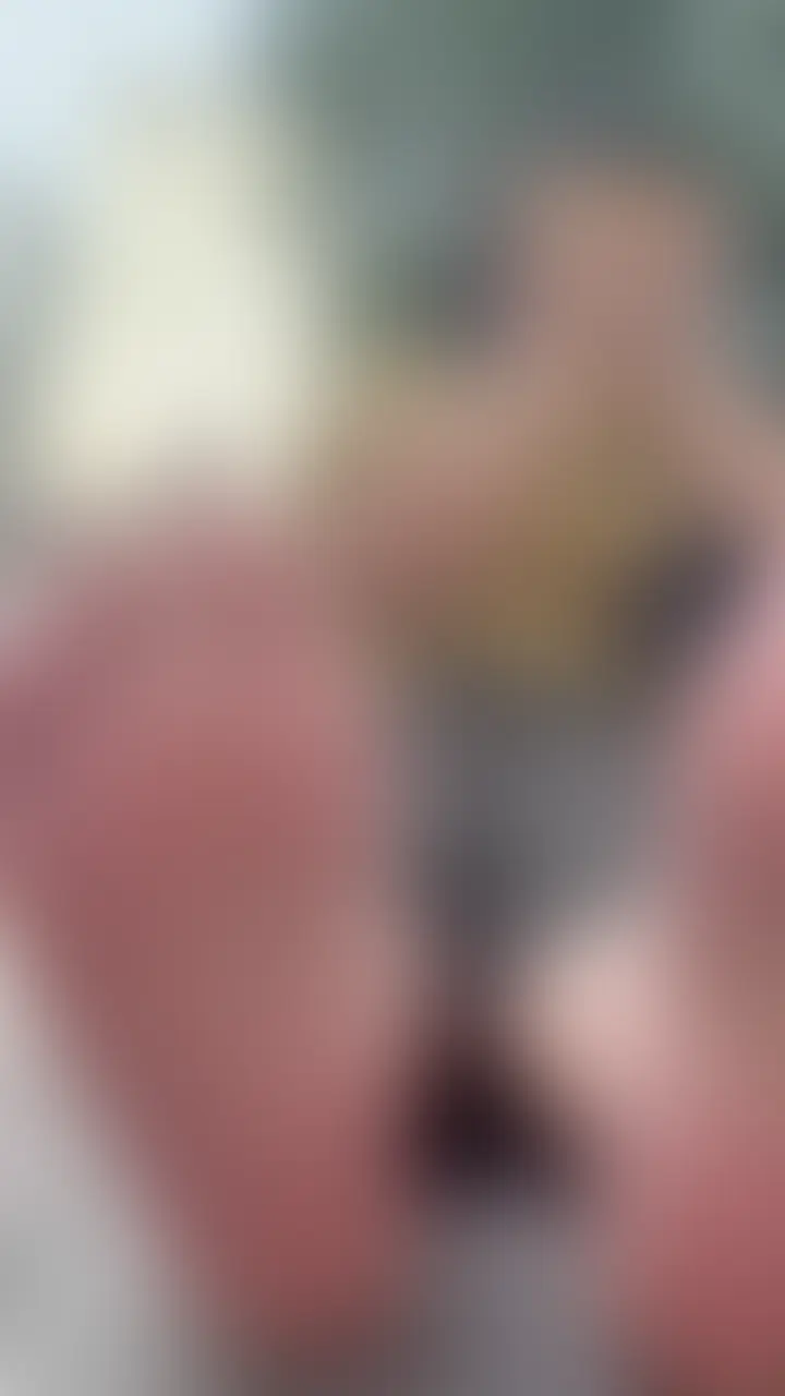 パンプス履き24.5cm激弱足裏くすぐり!5分5秒
幅広の足裏で、実寸23.5くらいでした!
くすぐりはずっと弱く、足をピクピクさせて笑いをこらえている様子でした!
ツイッターでご要望やリクエスト承っております!
ID:FDksgr3 (2/2)