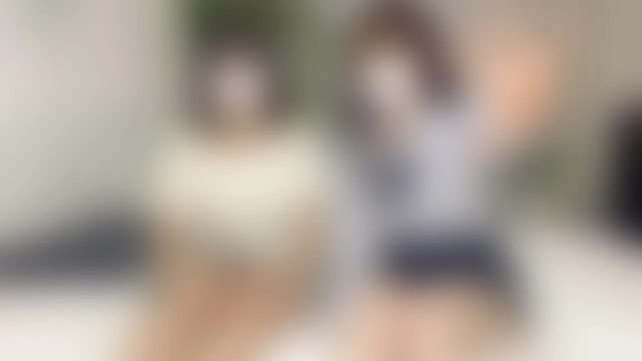 【(前編+後編)完全収録ver.】
Gカップみおちゃん(18)完全顔出し。カメラの裏で起きた“想定外”。急なW責めで理性崩壊の衝撃フィニッシュ［1131/1132作品目］


Gカップ大学生みおちゃん(18)と初めてのレズ撮影をしてる途中、
色んなアングルから撮って欲しいと岡崎さんに頼んだら…
カメラの裏で起きた“想定外”の出来事が😣

カメラ担当の岡崎さんが興奮して密かに参戦してて💔
隙をついて、こっそりマスク外され生ハメ＞＜

突然始まるW責めでみおちゃんに異変が…💦

舌と肉棒で同時に責め込まれて、ビクビクと痙攣しながら理性崩壊⚡
衝撃フィニッシュへ💦💦

カメラ越しに映ったリアルすぎる瞬間を完全収録。。

時間は、29分10秒です。 (2/2)