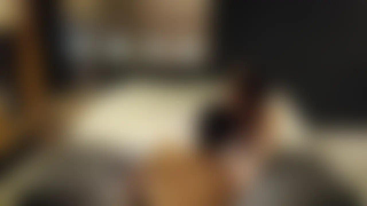 【網タイツSEX編】もかちゃんのLカップ爆乳が網タイツに包まれて激しく乱れる! むっちむち網タイツ本番ハメ撮り!
ぽっちゃり&爆乳好きの皆様待望の作品です🔥
もかちゃん(@_mocaneco_)
Xで精力的に活動中の人気裏アカ女子がTokyoBBWに再登場!
規格外のLカップ爆乳とたっぷり肉付きの豊満ボディを、黒の網タイツでびっちり包み込んだ濃厚SEX編です。
網タイツ越しにむっちむちの太ももとお尻の肉が強調され、
Lカップの重たいおっぱいが網目からこぼれんばかりに揺れる様子が最高に興奮します。
網タイツを着用したまま激しく突かれ、タイツが食い込む肉感を楽しみながらの本気ハメ撮りを収録📹
・網タイツ着用での濃厚乳揉み
・網越し愛撫で感じまくる敏感反応
・バックでガンガン突き
・最後は網タイツ越しにたっぷり中出し(ゴムなし)
もかちゃんの甘い喘ぎ声と、網タイツに締め付けられたむっちむちボディが震える姿を至近距離でたっぷり収録しました。
2026年5月時点フォロワー8813人のもかちゃんが、網タイツに包まれて本気でイキ狂うリアルSEXをお楽しみください🔞
ぜひご堪能ください! (2/2)