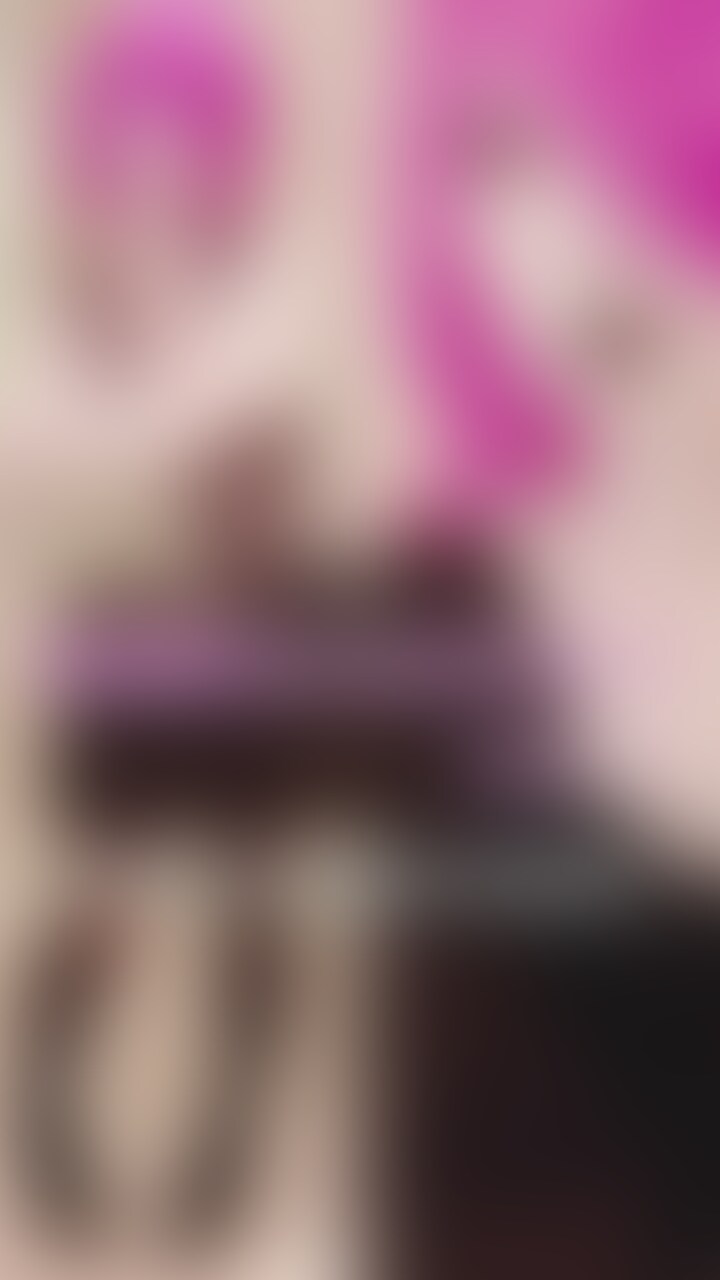 白塗りが好きな事務員さんの日常のイメージ動画です。
オフタイムはメイクを変えて・・・
白塗り事務員さんのお仕事
メイクシーン収録
モデル はじめ様
白塗りフェチ向けの作品のため、性的描写はございません。 (2/2)