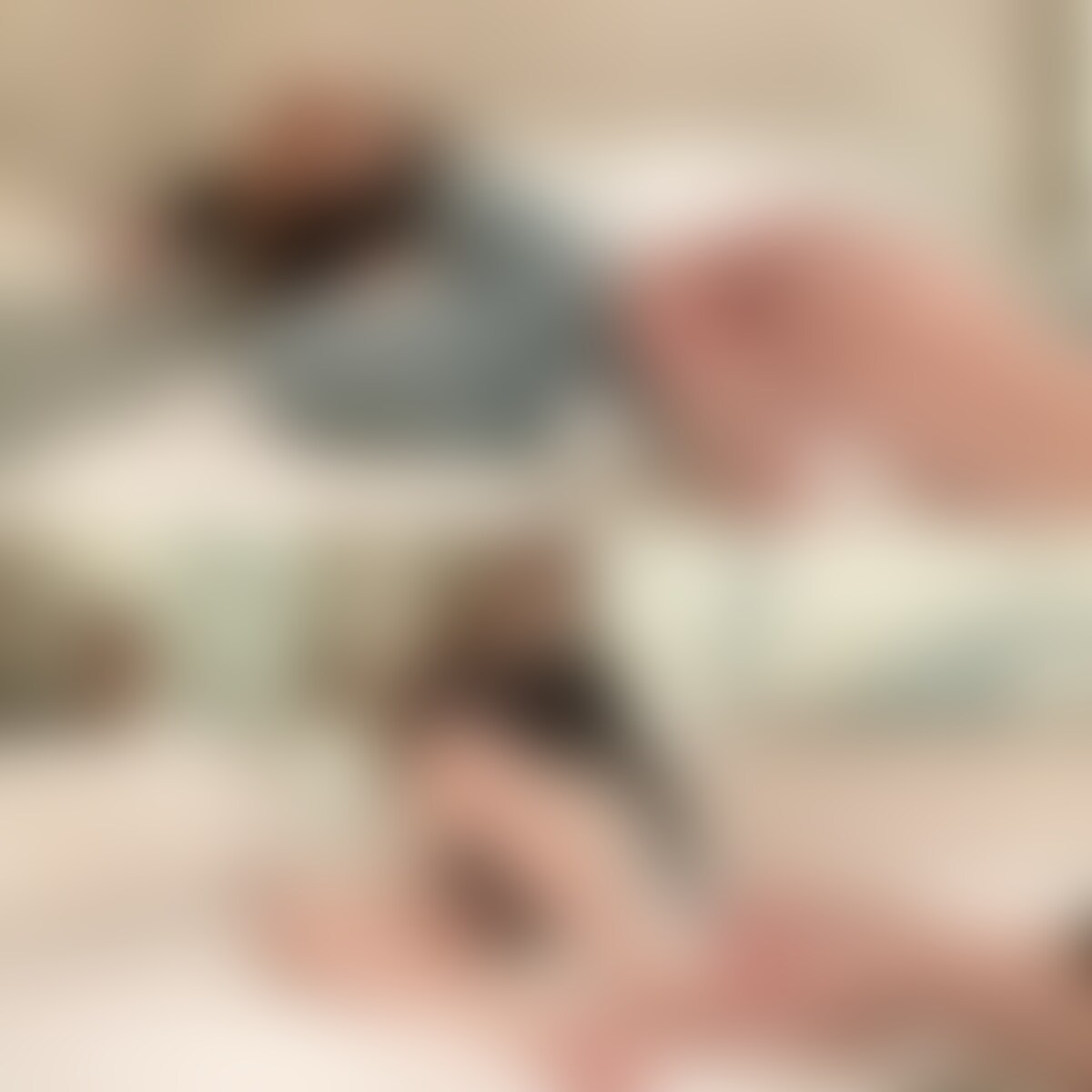 Half Married Woman Beauty Maria 💕
Foot tickling.
Foot size: 22.5cm (2/2)