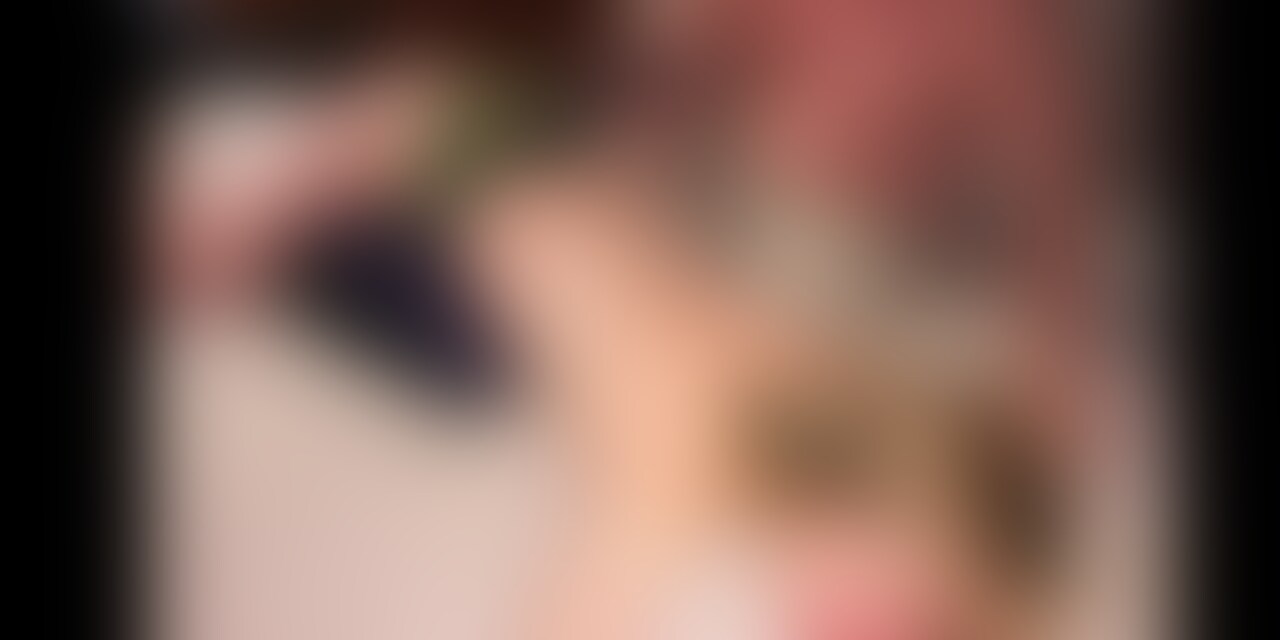 電マでいっぱい攻められちゃった🥺💖
RYOのお気に入りのクッション使ってぐちょぐちょのおまんこにバックで無茶苦茶激しく突かれちゃってもうガクガクでした❣️ (2/2)