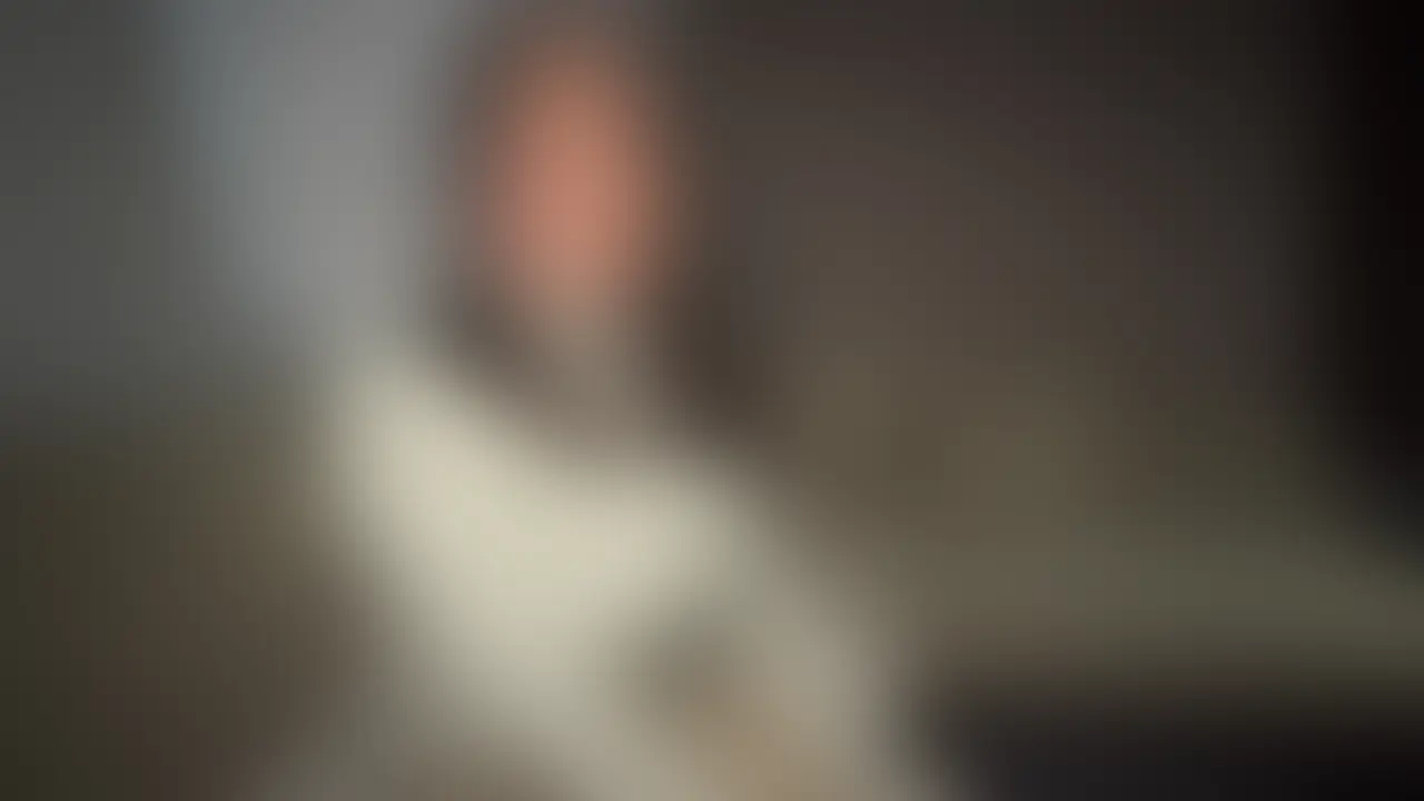 【残り3本】
性欲強めのKカップ人妻さんが会いにきてくれたので旦那さんに内緒で中出しセックス楽しんじゃいました。
○動画概要
高◯生時代の同級生と結婚した人妻さん。
休日は家で海外ドラマを見て過ごすようなインドアタイプ。
旦那さんとは出会って10年近くの仲らしくて、ここ数年はレスらしい。
初体験から今まで旦那さんといるから経験人数はもちろん一人。
それでも性欲は強めなので毎日オナニー。
大人しめな性格なのに欲望に逆らえてないのがめちゃくちゃえろい。
旦那さんには旅行と伝えて僕に会いにきてくれました。
服を着ていても明らかに規格外の大きさのおっぱい。
もちろん自分より大きい人には出会ったことがないみたいです。
パンツを脱いでみると触ってないのにぬるぬる。
しかも指ですぐイッちゃうくらい感度いい。
数年ぶりのおちんぽをゆっくり挿れてあげると痙攣しながら感じてました。
最後は同意なく中出し。
身バレなど様々な理由により予告なく販売停止する可能性があります。
単品購入すれば販売停止後もずっと視聴可能です。
プラン加入中でもお気に入りの動画は単品での永久保存をおすすめします👌 (2/2)