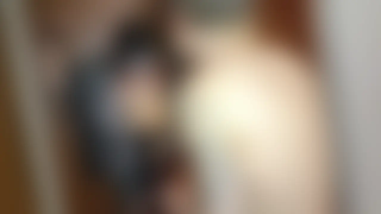 おもちゃオナ好きすぎる彼女に、吸引ピストンバイブ突っ込んで放置プレイ。
途中でお腹空いたから放置したままコンビニ行ったんだけど、不安と快楽の狭間でもしっかりイッてたみたい♡♡
1時間くらい責めてたら、最後はイキ果てて気を失っちゃった!! (2/2)