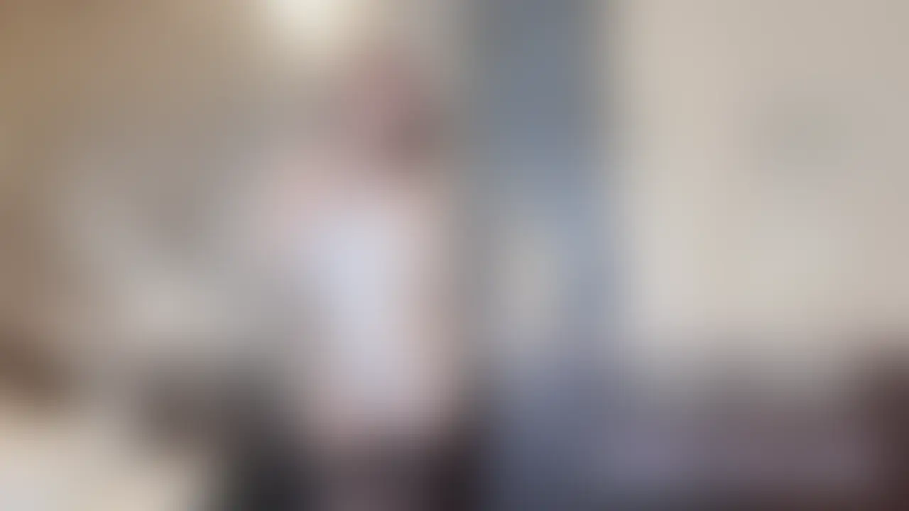 【個人撮影】ロデオマシーンでオナニー💖連続ガチイキで理性崩壊💖歓喜の絶叫SEX💖

【今回の内容】
☆ロデオマシーンでローターオナニー💗
☆まんこにローター挿入❕ロデオマシーン腰振り💗
☆オナニーで連続アクメ💗
☆獣のように腰振りSEX💗
☆気持ちよすぎで理性崩壊💗
☆歓喜の絶叫❕腰抜けガクガクSEX💗

【感想】
今回はまっ昼間に夫婦でホテルSEX😊💗
家だと大きな声は出しにくいですからね💦

chiiちゃんにはわたしの癖でハイレグ水着を着てもらいました👙
部屋にはラブホテルならではのロデオマシーンがありました💖
これを使用しなくては、ホテルを存分に満喫したとは言えませんっ😤💕
もちろんダイエット器具としてではなくエロマシーンとして使いましょうっ👍

chiiちゃんに跨ってもらいスイッチO～Nッ💡
目の前でゆらゆらとお尻が揺れています。揺れ方が何とも気持ちよさそうです、あぁ、わたしのちんぽに跨ってこのように腰を振られたらと思うと・・・・😳
ミニローターを渡してあげます🎵ゆっくりと乳首の周りをなぞり、ムズムズしてきたのか乳首に当てると「あぁん💗いいっ💗」と声が漏れます。ローターと指で両方の乳首をいじっていると。辛抱できなくなったのかクリトリスにローターを当てると「気持ちいいっ💗」と切ない声をあげました😊💗
そのあとはクリ攻めを自分で続け、ロデオで勝手に揺れるせいで強弱が加えられた振動が気持ちいいのかあっとゆうまにイってしまいました💖

わたしだけではないはずっ❕多くのみなさんがロデオマシーンに乗る女性を見て妄想していたであろうプレイをっ😤💖
マシーンで揺れるchiiちゃんにローターバイブを挿入しますっ❕

ずっぽりとまんこに挿入されると「これすごぉ～い💗気持ちいぃっ💗」と「あぁっん💗勝手にグリグリされちゃうよぉ💗」と喘ぎ続けます。
そしてchiiちゃんは自分でロデオマシーンのスピードアップ❕
自分で揺れを強にしたのに「ダメダメダメ～💗これ好きぃ～💗」と叫んでおまんこからローターを飛ばしてイってしまいました😊

ベッドに移動してさらにローターバイブオナニーを楽しみます🎵
クリトリスをグリグリこね回し、「すぐイッちゃうっ💗」と喘ぎながら腰をへコへコさせて可愛いchiiちゃん❕「イクッイクッ、イグゥ～💗」
と絶叫イキ💖
ローターバイブをおまんこに挿入して奥まで押し込み激しく腰を振り「ぎもぢいぃっ💗奥ッ、奥ッ💗」と指を入れグチュグチュと音を立てながらかき混ぜ、最後は「イグイグッイッグゥ～💗」と絶叫しておまんこからローターバイブを飛ばしてイキ果てました😳💕

まんこは熱くトロトロで、絡みつく内壁が最高に気持ちよくて挿入しただけで射精してしまいそうです😅
けれどもchiiちゃんを満足させなければっ✊腰を打ち付けていきますっ。
「奥ッ、奥ッ、奥気持ちいい💗」と喜ぶので腹を押してチンポが当たるように奥まで力強く打ち突けてあげます🎶
「イクイクゥッ💗」とイッた後もchiiちゃんが満足するまで突いてあげました。

まだまだchiiちゃんの性欲はおさまりません、今度はバックで突きます。
挿入するといやらしくマン屁が鳴り、そんなこともお構いなしに腰を振りますっ❕
わたしの腰振りでは足らないのかchiiちゃんはお尻を突き上げ獣のように腰を振りガチイキ💖
わたしも負けていられません、最後は激しくチンポを突き続けてchiiちゃんが悲鳴をあげ果てるまで突いてあげました😊💗 (2/2)