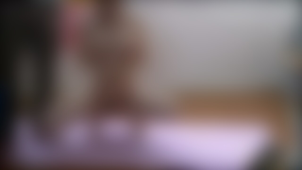 【公開調〇動画】誕生日のSM〇教 主従関係恋愛 マゾ〇隷であり恋人である女①
ご主人様のお誕生日は、私にとって大切な日です。
「もう誕生日なんて忘れてた、俺のこと祝ってくれるのは、おまえだけだよ。。。」
「この先も、ずっとずっと私がお祝いさせてください。」
動画のことをご主人様が書いてくれました。
↓
私の誕生日に撮影した動画です。
美雨がケーキを作ってくれて、それを食べていたり、普通に料理をしているシーンも一部ですが映っています。
ドアを開けると、玄関で飼い主の私の帰りを待つ美雨がいる。
四つん這い。マゾメスとしての首輪と股縄。
よしよしと頭をなで、ちんちんさせて濡れ具合を確かめる。
リードで曳かれて歩くさまはメス犬のそれだ。
尻がもこもこ動いて、女が濡れて光っている。
白い背中が哀しい。
〇隷のポーズをさせて股縄を外し、濡れ具合を確かめる。
そして足舐めの奉仕。
ソファでふたりでご飯を食べて、膝枕で談笑する。。。 (2/2)